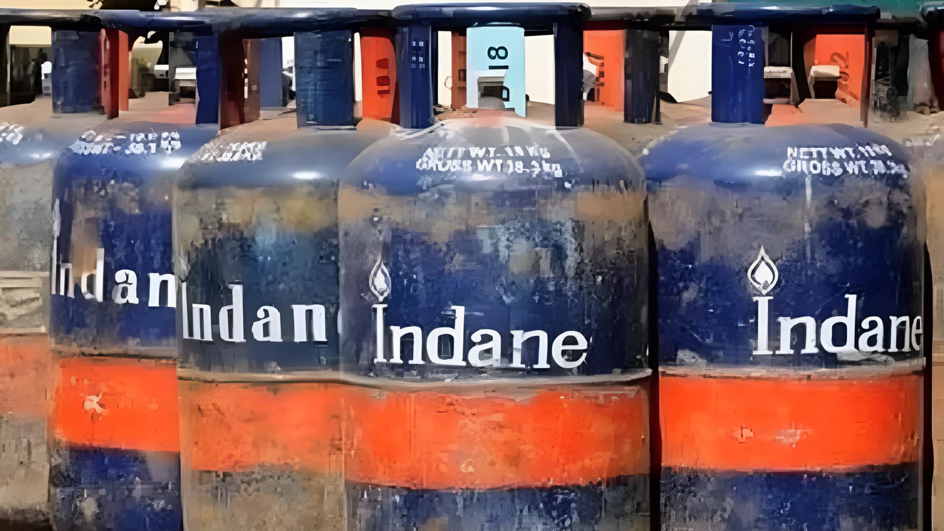 வணிக சிலிண்டர் விலை ₹218 வரை உயர்வு - சென்னையில் புதிய விலை என்ன?