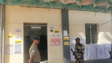 "நீதி கிடைக்கும் வரை ஓட்டு போடமாட்டோம்!" சாதிய மோதலுக்கு எதிர்ப்பு தெரிவித்து தேர்தலைப் புறக்கணித்த கிராமம்; அதிர்ச்சியில் அதிகாரிகள்