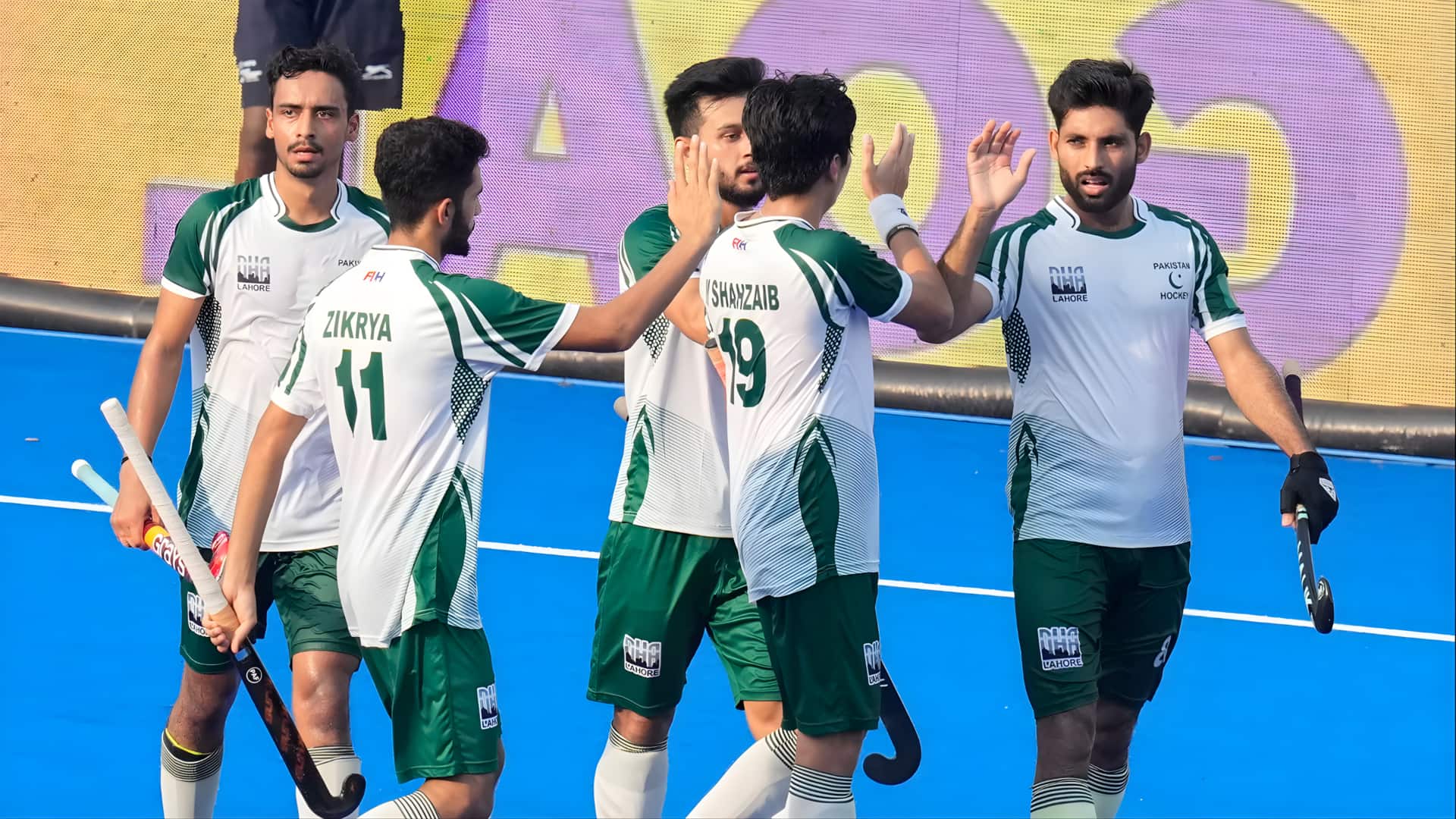 உண்மையை வெளிப்படுத்தியதற்கு பரிசு: பாகிஸ்தான் ஹாக்கி கேப்டன் அம்மத் பட்டிற்கு 2 ஆண்டுகள் தடை