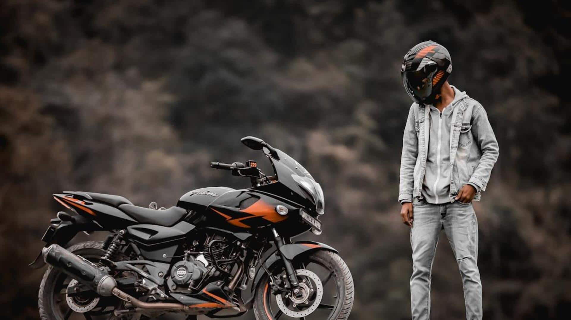 பஜாஜ் பல்சர் 25வது ஆண்டு கொண்டாட்டம்: புதிய அதிரடி சலுகைகள் அறிவிப்பு