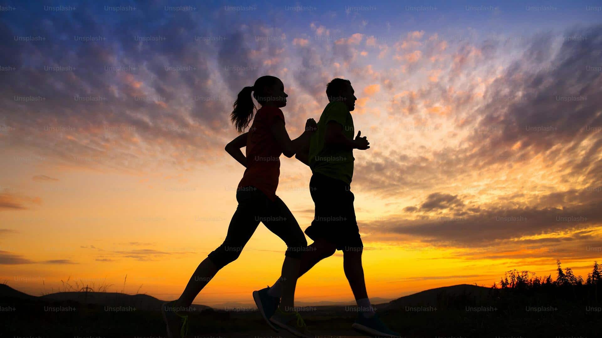 வேகமான வாக்கிங் v/s ஜாகிங்: எடை இழப்புக்கு எது சிறந்தது?