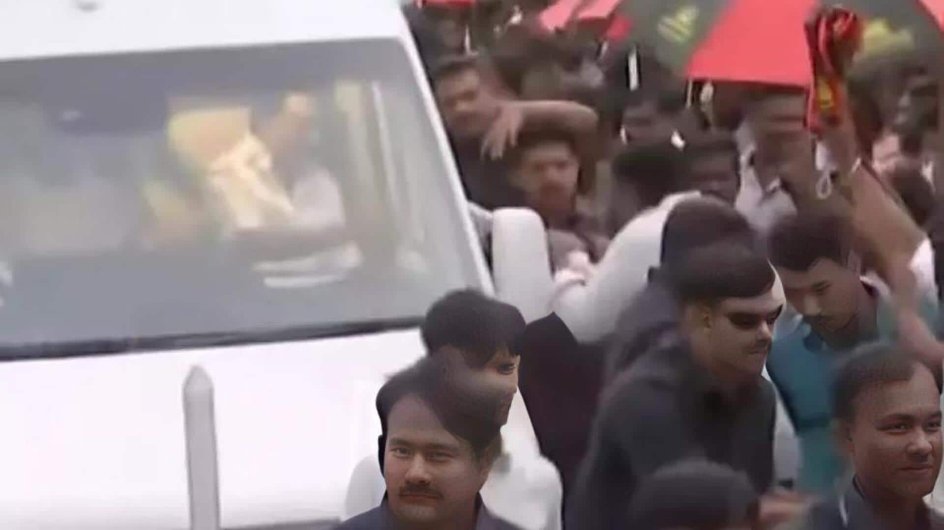 திமுக பொதுக்குழு கூட்டத்திற்கு முன்னதாக மதுரையில் முதல்வர் ஸ்டாலினுக்கு பேரணி மூலம் பிரமாண்ட வரவேற்பு திமுக பொதுக்குழு கூட்டத்திற்கு முன்னதாக மதுரையில் முதல்வர் ஸ்டாலினுக்கு பேரணி மூலம் பிரமாண்ட வரவேற்பு