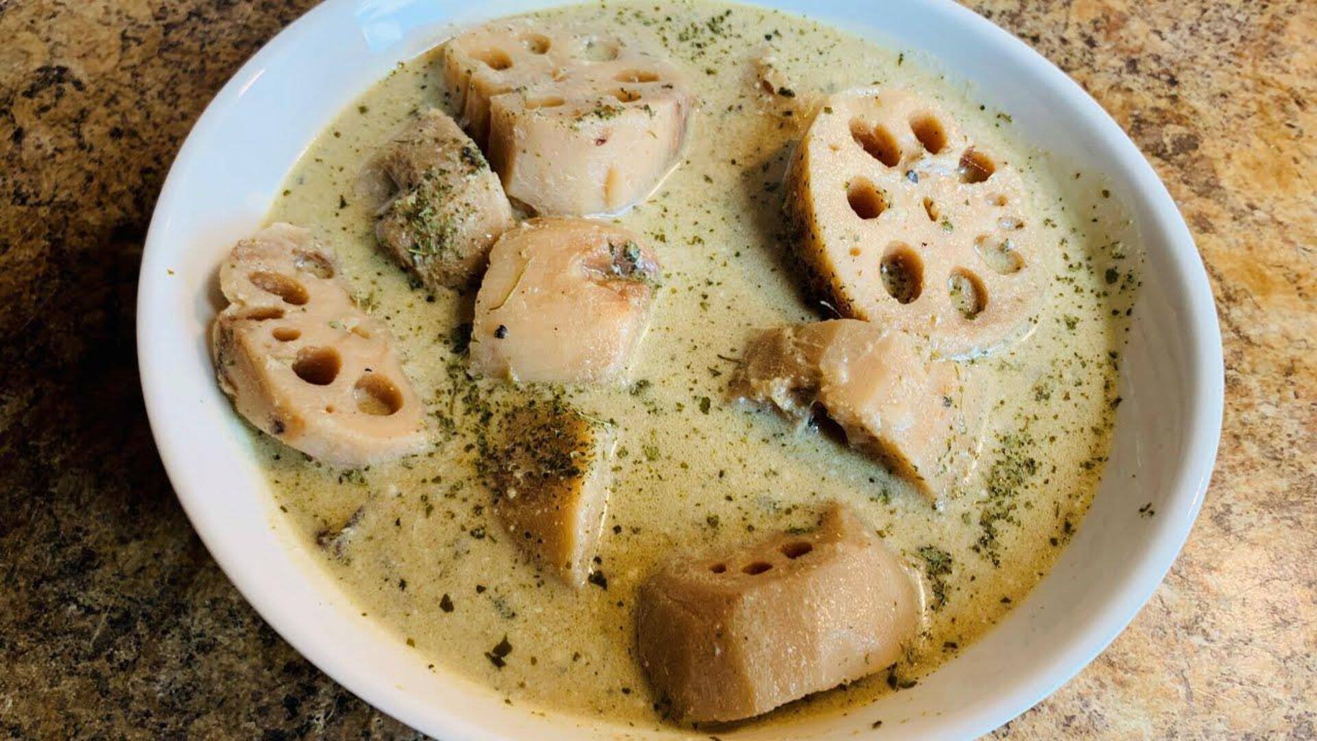 கஷ்மீரி நத்ரூ யக்னி ரெசிபி: இந்த சுவையான உணவை எப்படிச் செய்வது என்று தெரிந்துகொள்ளுங்கள்!