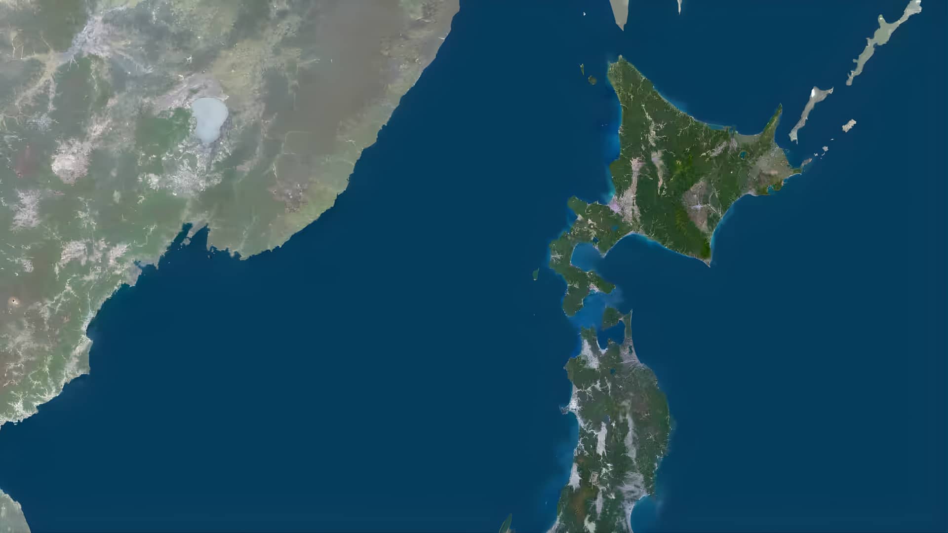 நிலநடுக்கத்தால் அதிரும் ஜப்பான்! வடக்கு கடற்கரையைத் தாக்கிய 80 செமீ சுனாமி; புல்லட் ரயில் சேவைகள் நிறுத்தம்