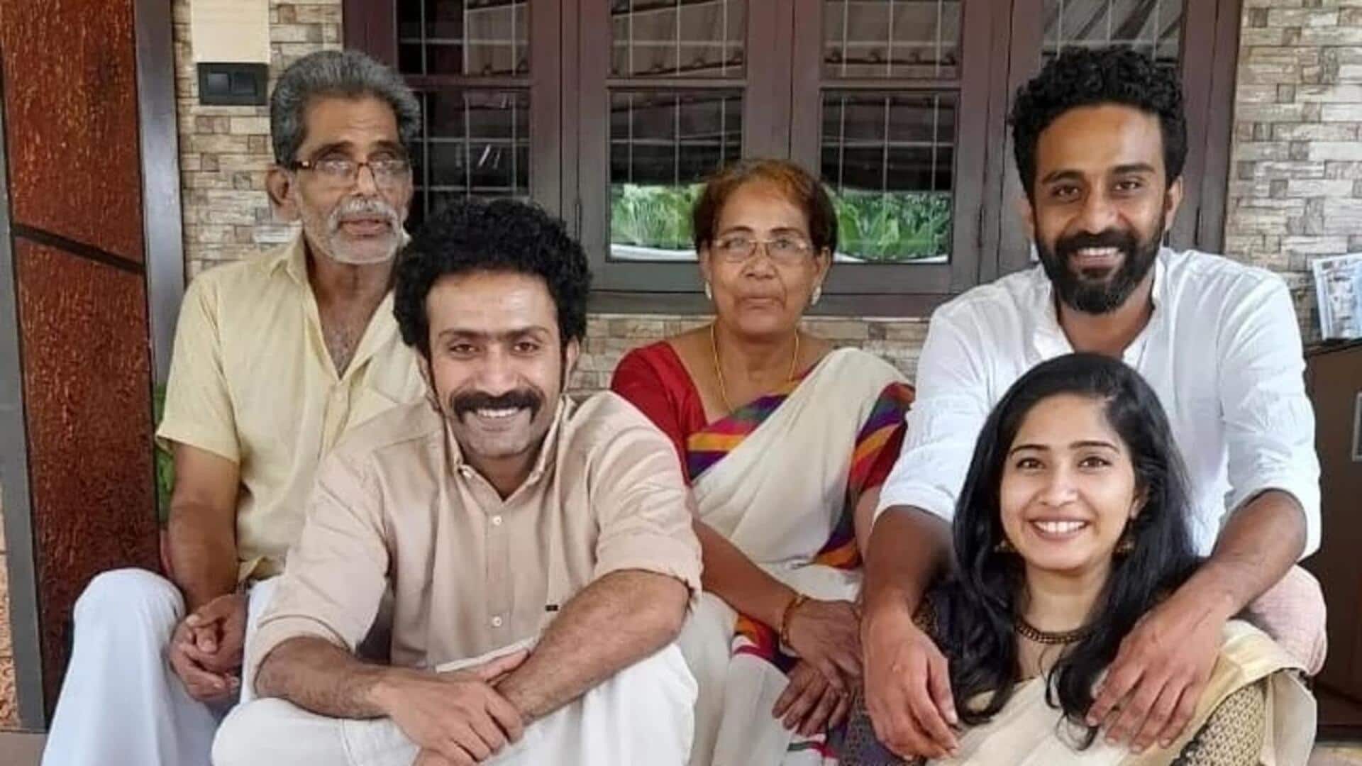 தருமபுரி அருகே சாலை விபத்தில் நடிகர் சைன் டாம் சாக்கோவின் தந்தை உயிரிழப்பு; நால்வர் படுகாயம் தருமபுரி அருகே சாலை விபத்தில் நடிகர் சைன் டாம் சாக்கோவின் தந்தை உயிரிழப்பு; நால்வர் படுகாயம்