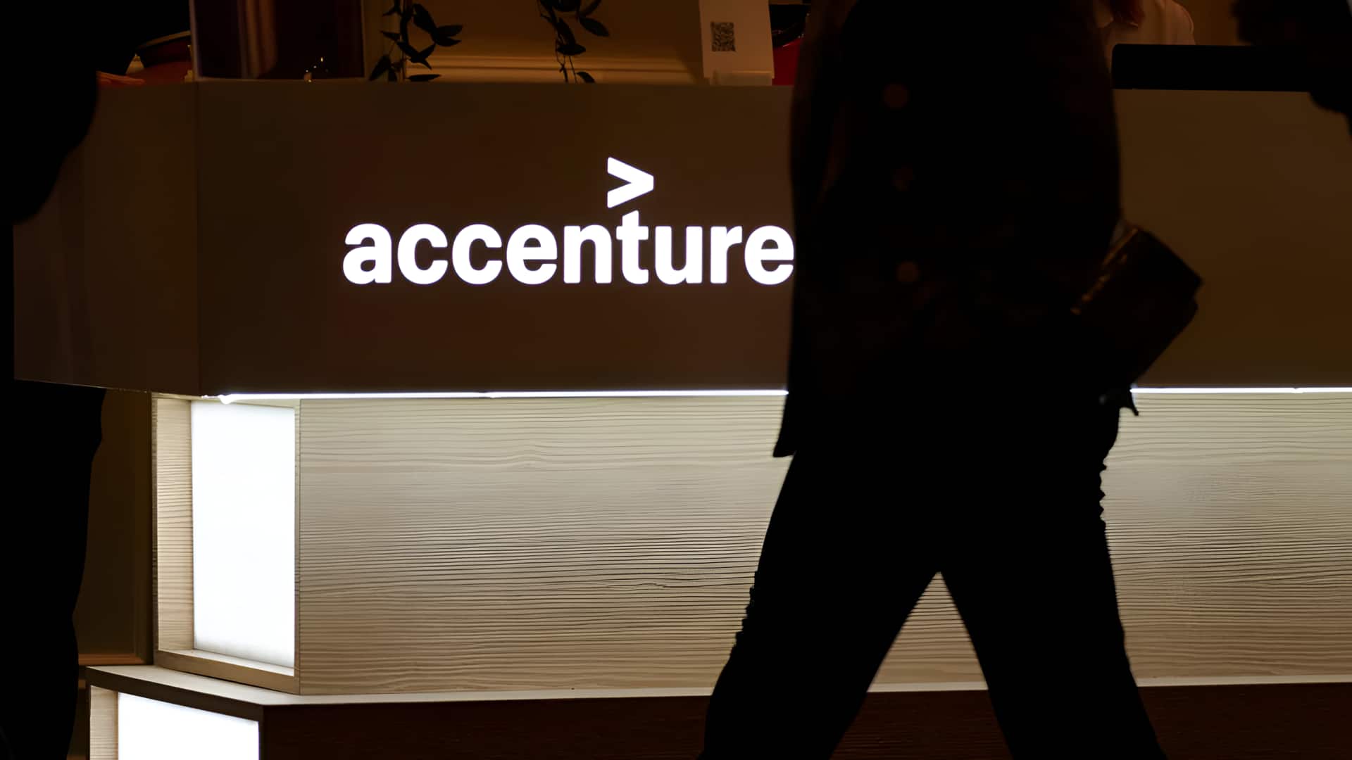 AI தெரியாவிட்டால் புரமோஷன் கிடையாது! IT ஊழியர்களுக்கு Accenture போட்ட புது ரூல்