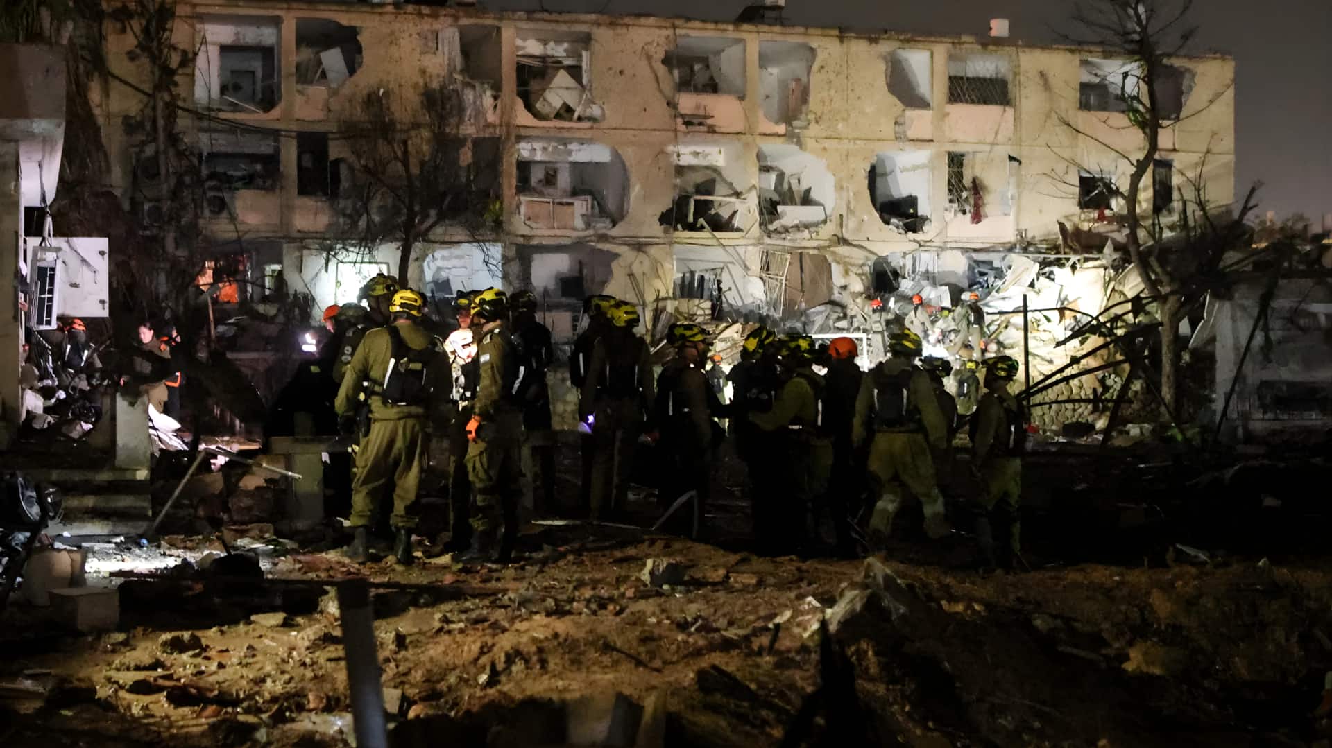 டிமோனா நகரில் விழுந்த ஈரானிய ஏவுகணை! நடான்ஸ் அணு உலை தாக்குதலுக்குப் பழிவாங்கியதாக ஐஆர்ஜிசி அறிவிப்பு