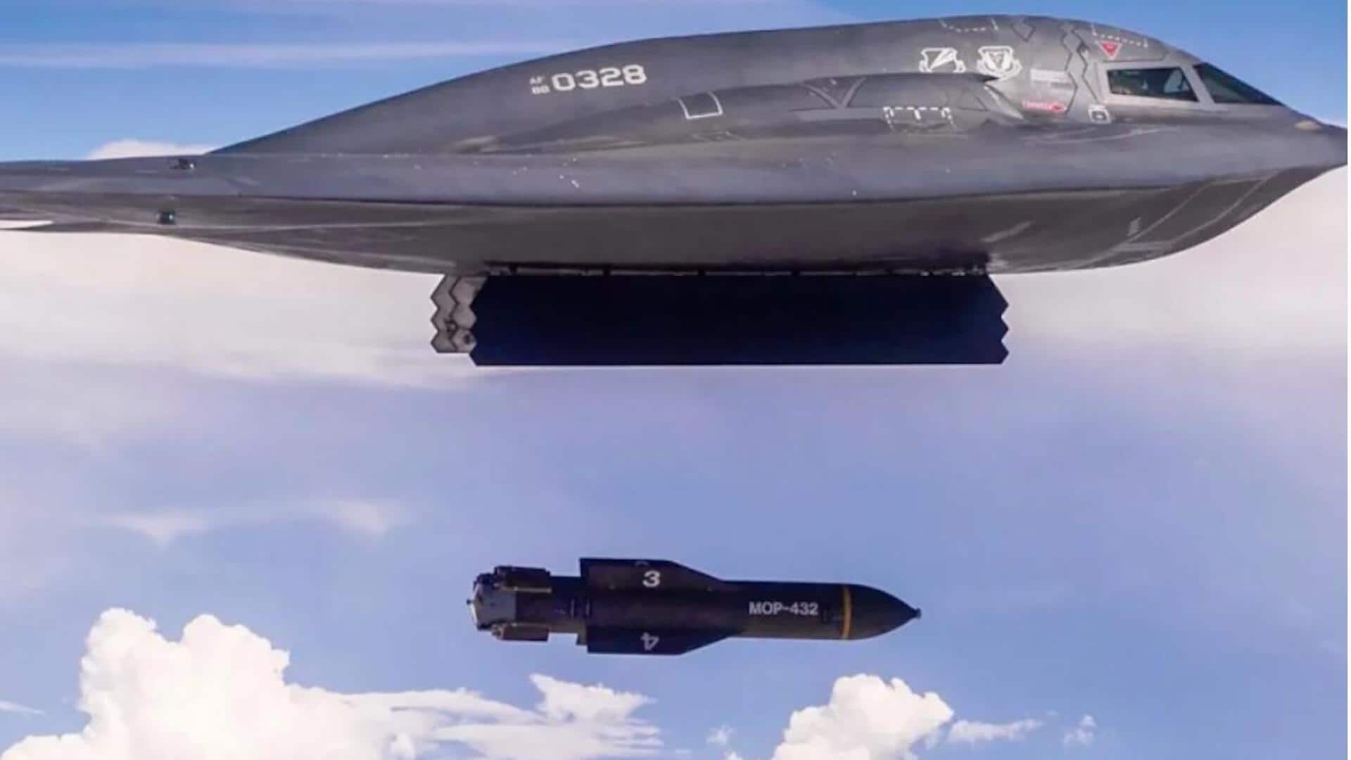 ஹார்முஸ் ஜலசந்தி அருகே அமெரிக்கா அதிரடித் தாக்குதல்! 5,000 பவுண்ட் 'பங்கர்-பஸ்டர்' குண்டுகள் வீச்சு