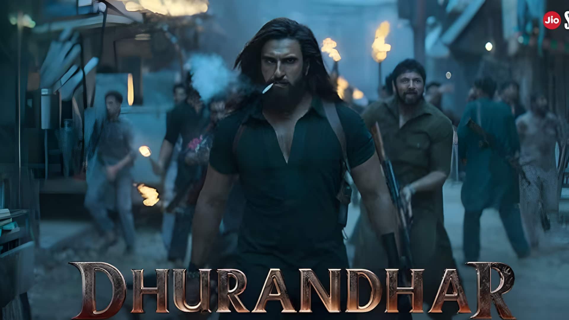 'துரந்தர்' படத்தின் OTT உரிமையை ₹285 கோடிக்கு வாங்கியதா நெட்ஃபிளிக்ஸ்? 