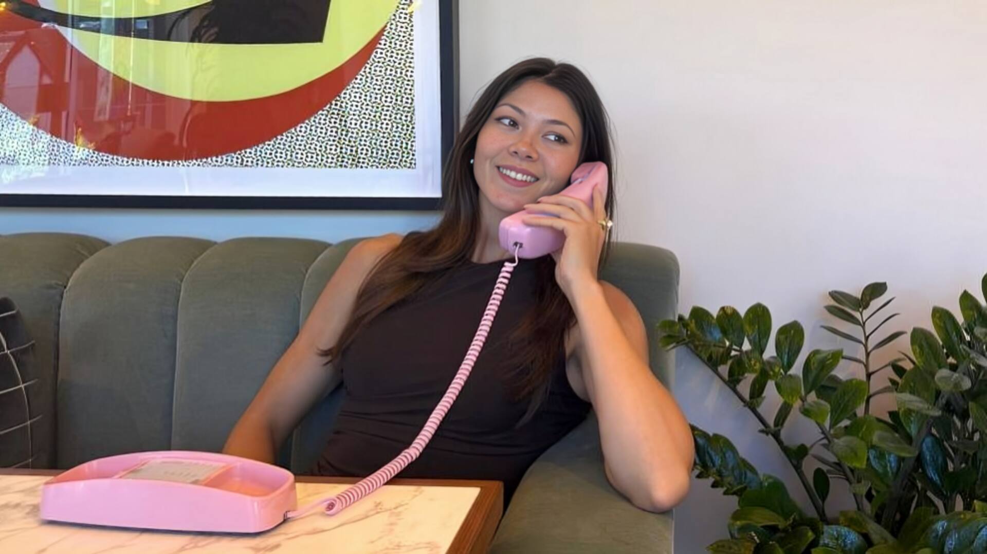 ஸ்மார்ட்போன் அடிமைத்தனத்தைக் குறைக்க பழைய லேண்ட்லைன் வடிவில் போன்; அறிமுகமான 3 நாட்களில் ₹1 கோடி வருமானம்