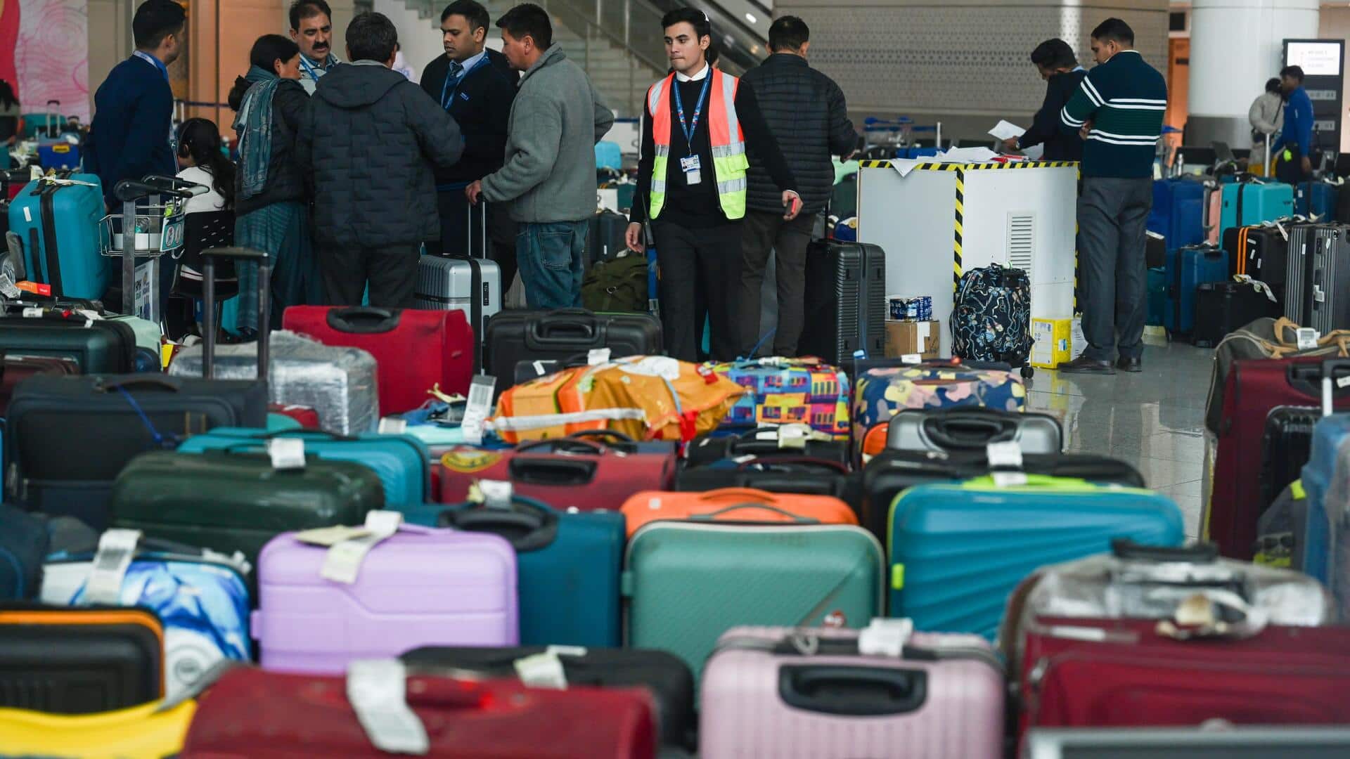 இண்டிகோவின் குளிர்கால விமான வழித்தடங்களை குறைக்க மத்திய அமைச்சரவை முடிவு