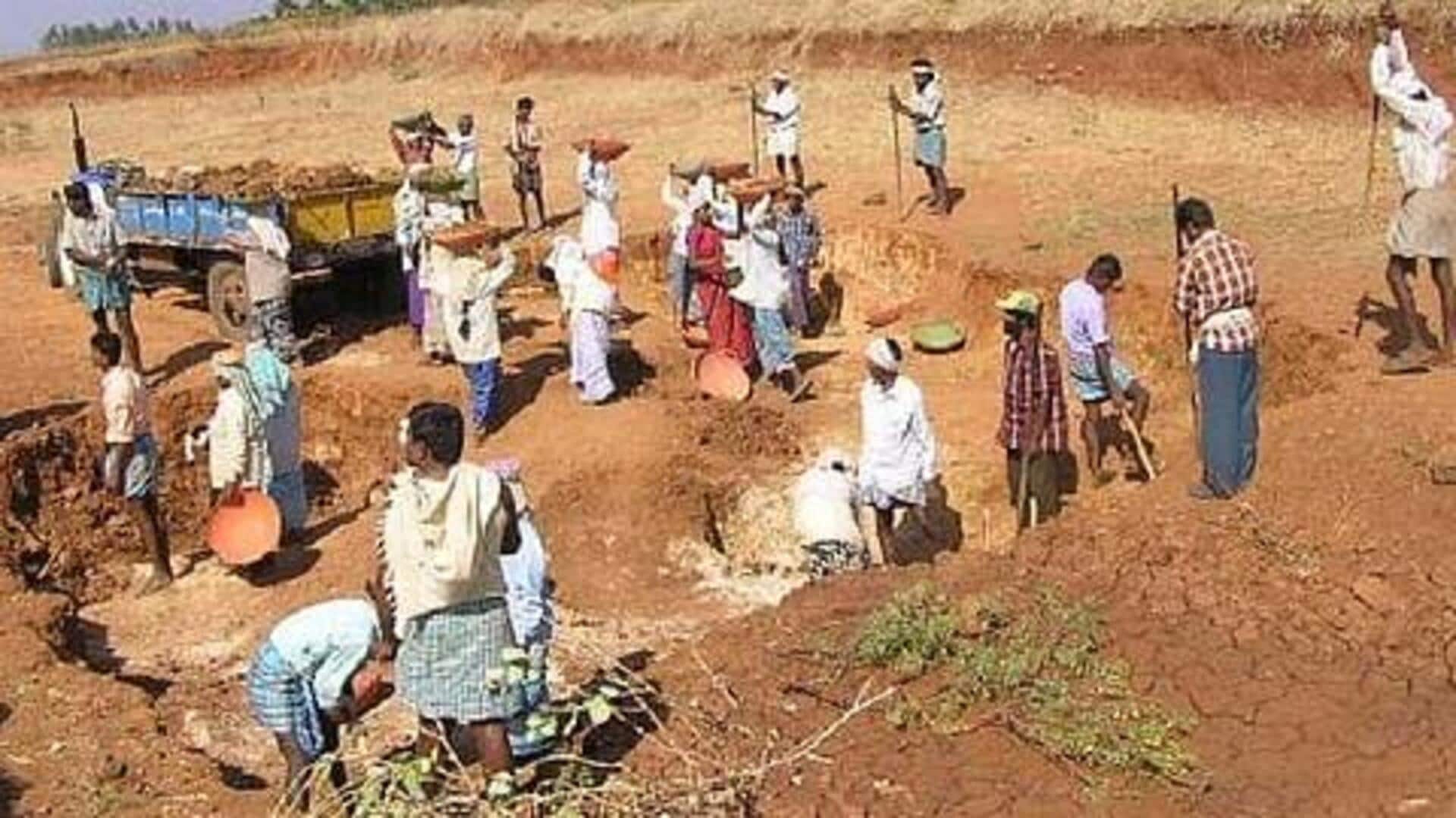 100 நாள் வேலைத் திட்டம்: 99.67% தொழிலாளர்களின் ஆதார் விவரங்கள் உறுதி' வெளிப்படைத்தன்மையை மேம்படுத்த மத்திய அரசு நடவடிக்கை