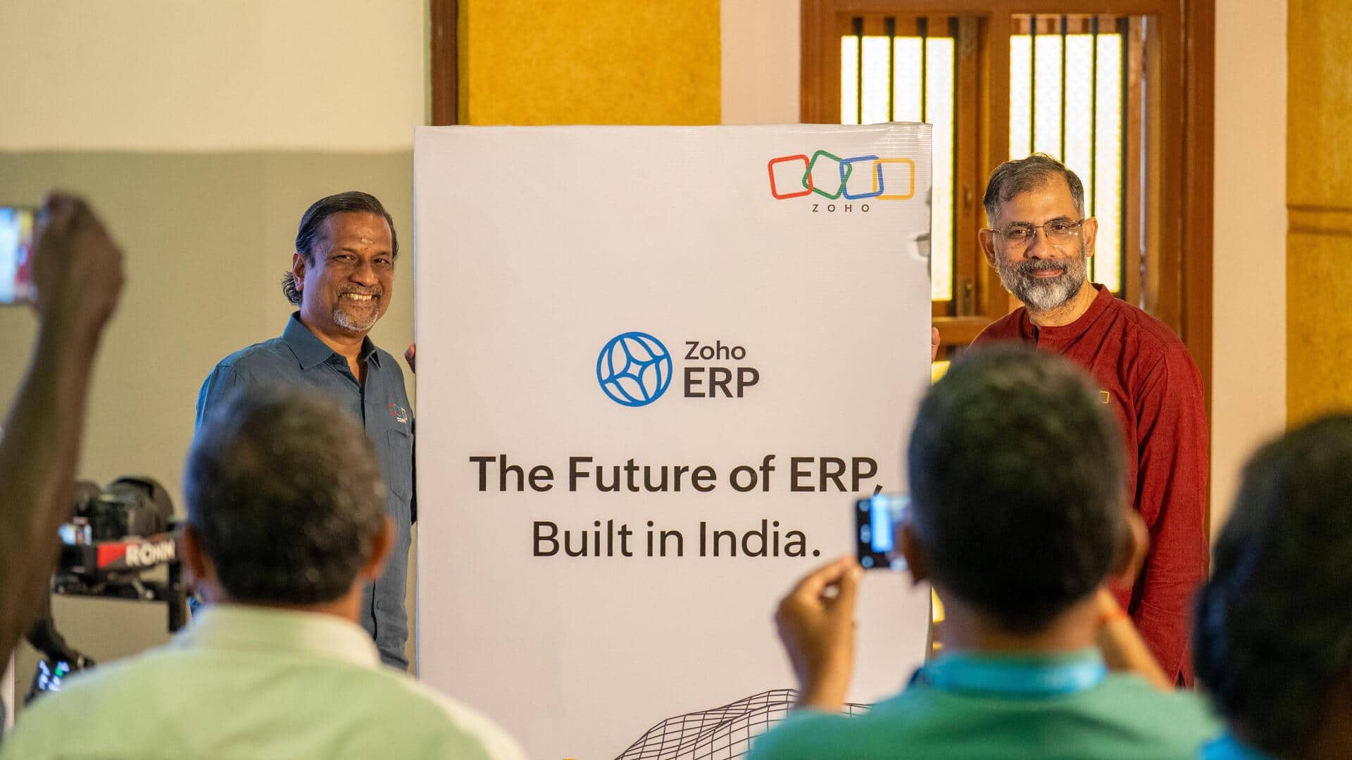 கும்பகோணத்தில் இருந்து உலகிற்கு! Zoho நிறுவனத்தின் புதிய 'Zoho ERP' AI வசதியுடன் அறிமுகம்