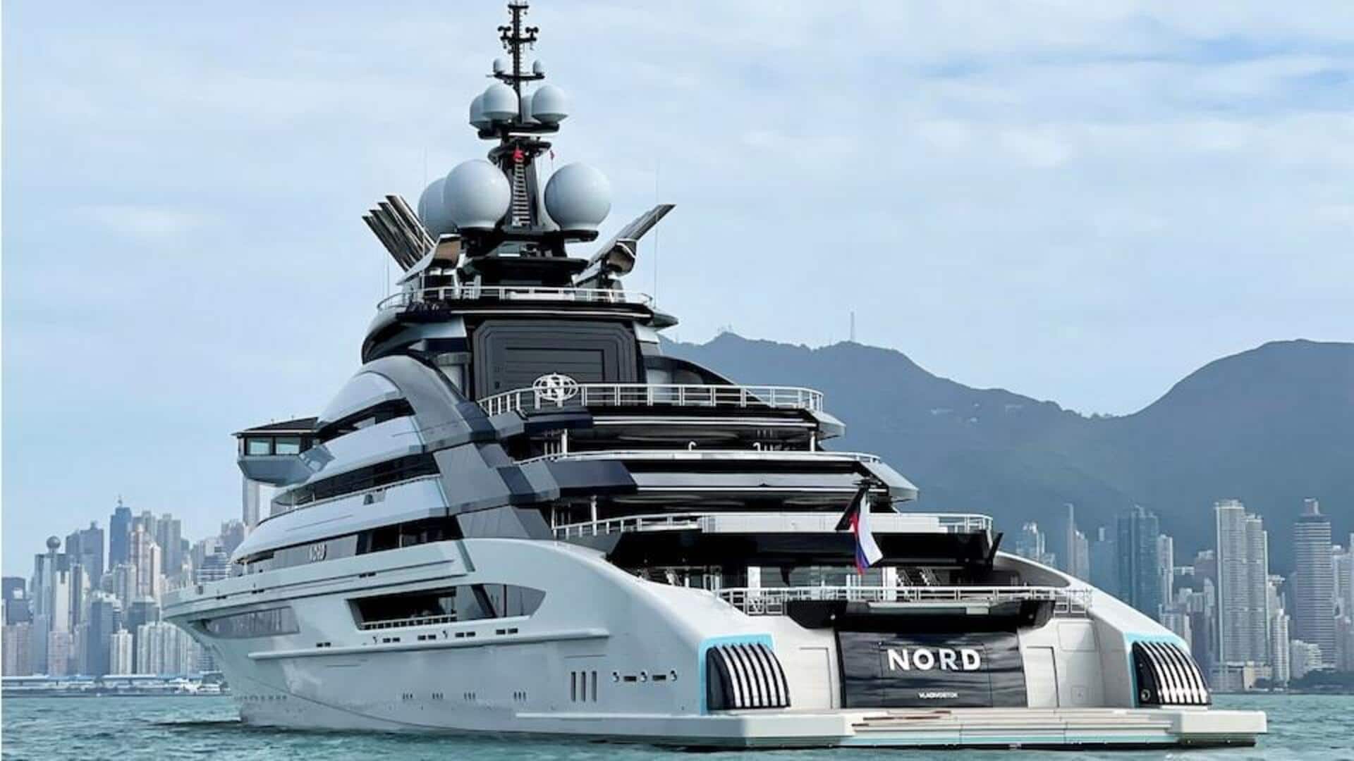 ஹார்முஸ் வழியாக தப்பிசென்ற தடைசெய்யப்பட்ட ரஷ்ய பெரும் கோடீஸ்வரரின் 500 மில்லியன் டாலர் யாட்ச்