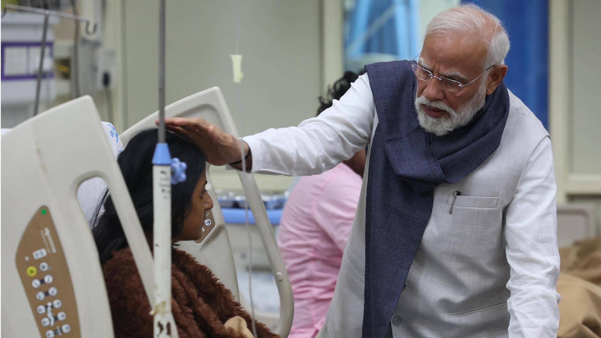 பூட்டானில் இருந்து திரும்பியதும் டெல்லி குண்டுவெடிப்பில் பாதிக்கப்பட்டவர்களை நேரில் சந்தித்தார் பிரதமர் மோடி