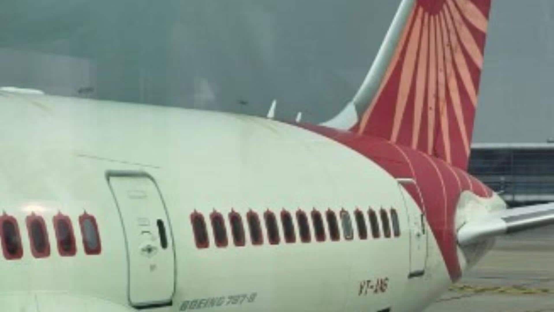 விபத்தில் சிக்கிய ஏர் இந்தியா விமானத்தில் முந்தைய பயணத்திலேயே தொழில்நுட்பக் கோளாறு; பகீர் தகவல் வெளியிட்ட பயணி விபத்தில் சிக்கிய ஏர் இந்தியா விமானத்தில் முந்தைய பயணத்திலேயே தொழில்நுட்பக் கோளாறு; பகீர் தகவல் வெளியிட்ட பயணி