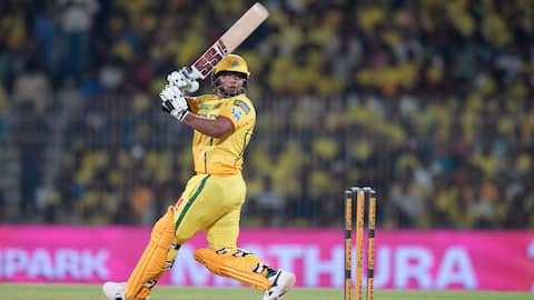 தோல்வியிலும் உலக சாதனை படைத்த சிஎஸ்கே! ஆர்சிபிக்கு எதிரான போட்டியில் சென்னை பேட்ஸ்மேன்கள் செய்த மிரட்டலான சாதனை