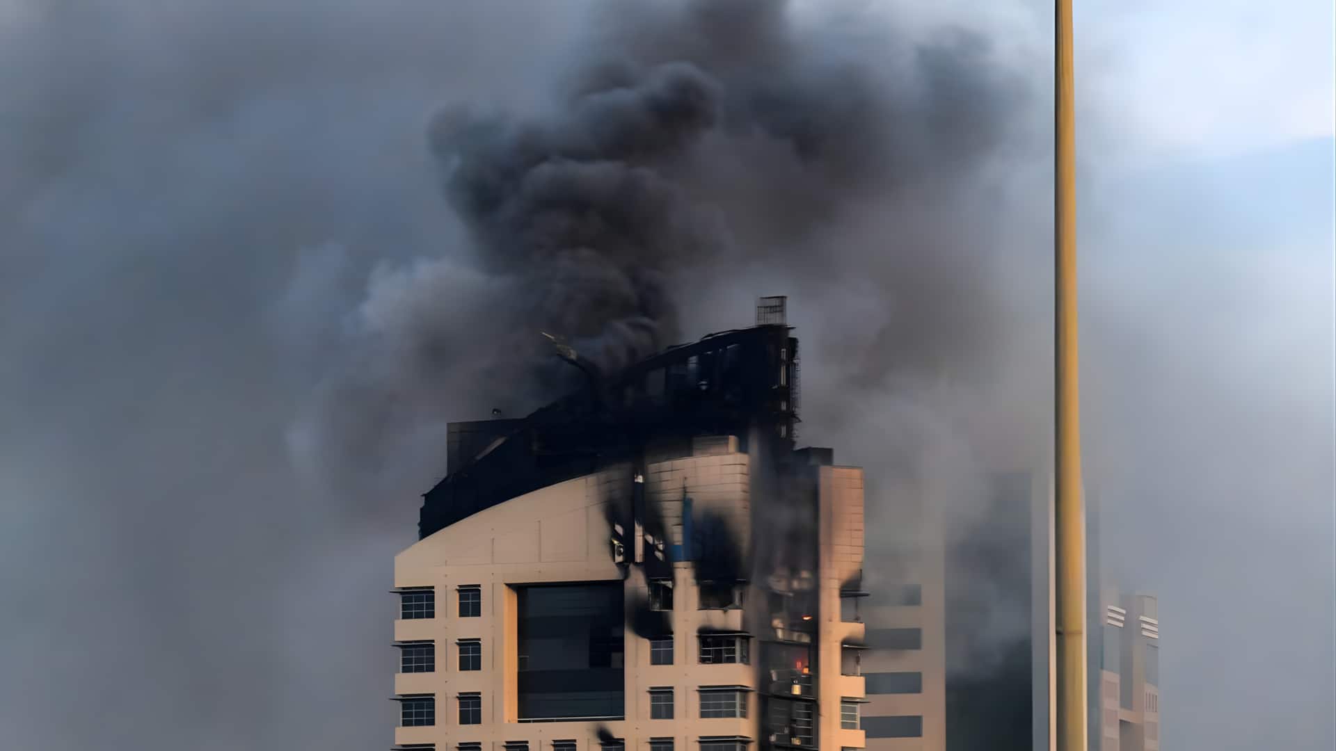 அமெரிக்கப் படைகளுக்குப் பலத்த அடி! ஈரானின் குவைத் தாக்குதல் ரகசியம் உடைந்தது; தீவிர சிகிச்சையில் டஜன் கணக்கான வீரர்கள்