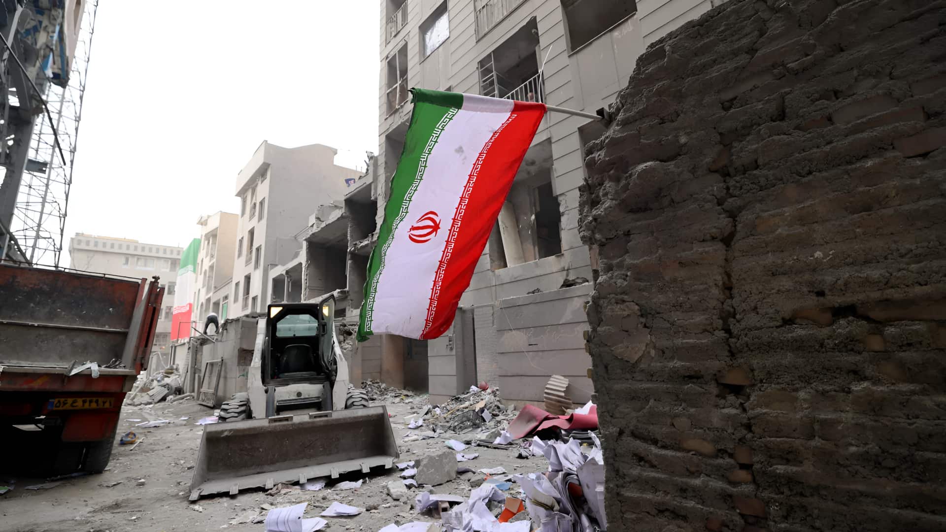 வளைகுடாவில் உள்ள 8 முக்கிய பாலங்களின் 'தாக்குதல் பட்டியலை' ஈரான் வெளியிட்டது