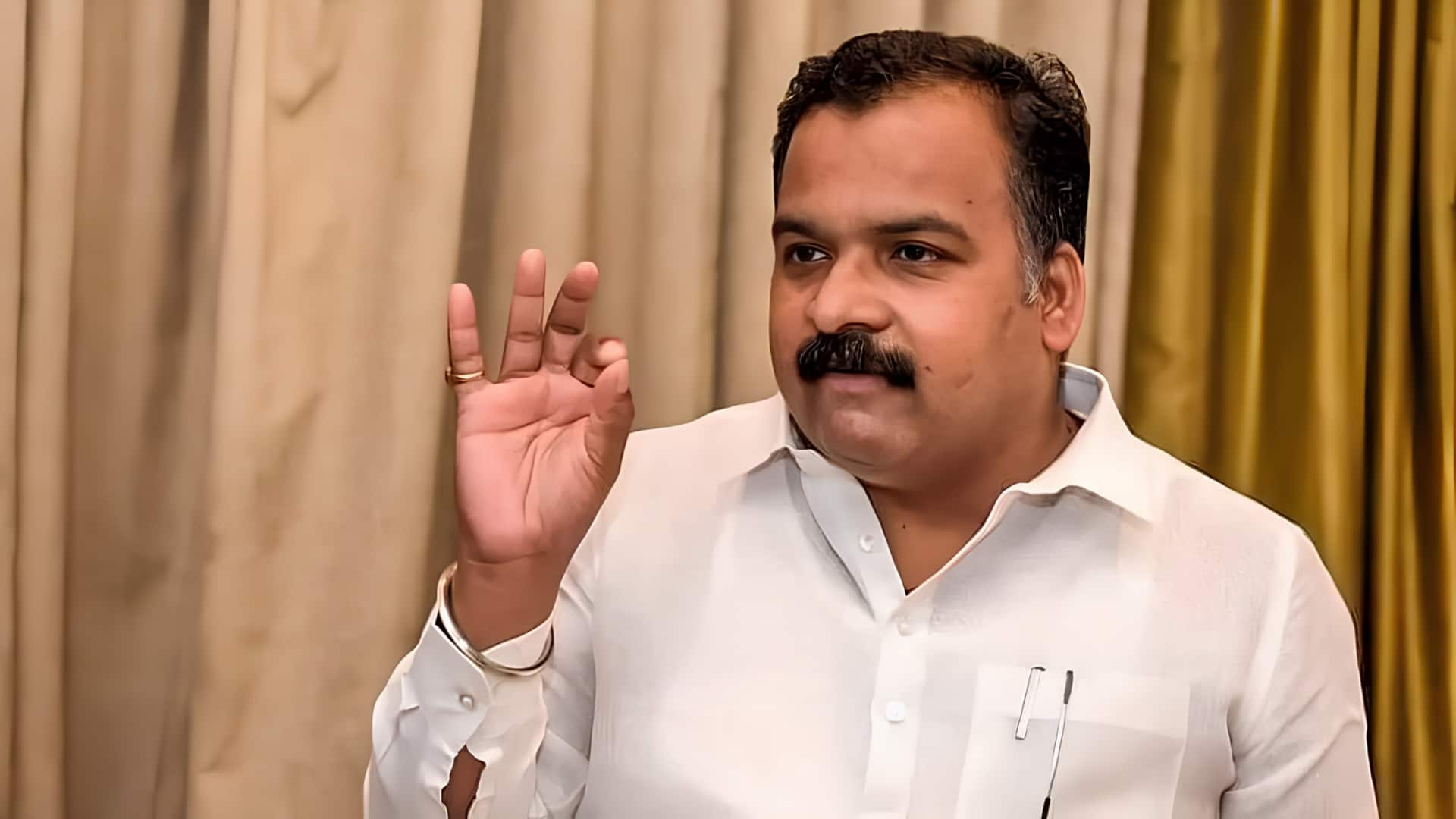 தமிழ்நாடு காங்கிரஸ் கமிட்டியின் புதிய தலைவராக மாணிக்கம் தாகூர் எம்பி நியமனம்! செல்வப்பெருந்தகை நீக்கம்