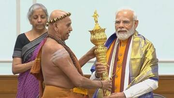 புதிய நாடாளுமன்றத்தில் செங்கோலை நிறுவினார் பிரதமர் மோடி 