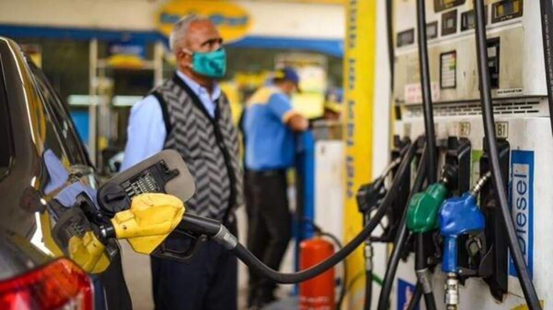 புதிய GST விகிதங்கள் இப்போது அமலுக்கு வந்துள்ளன: எரிபொருள்களின் விலைகள் குறைகின்றனவா? புதிய GST விகிதங்கள் இப்போது அமலுக்கு வந்துள்ளன: எரிபொருள்களின் விலைகள் குறைகின்றனவா?
