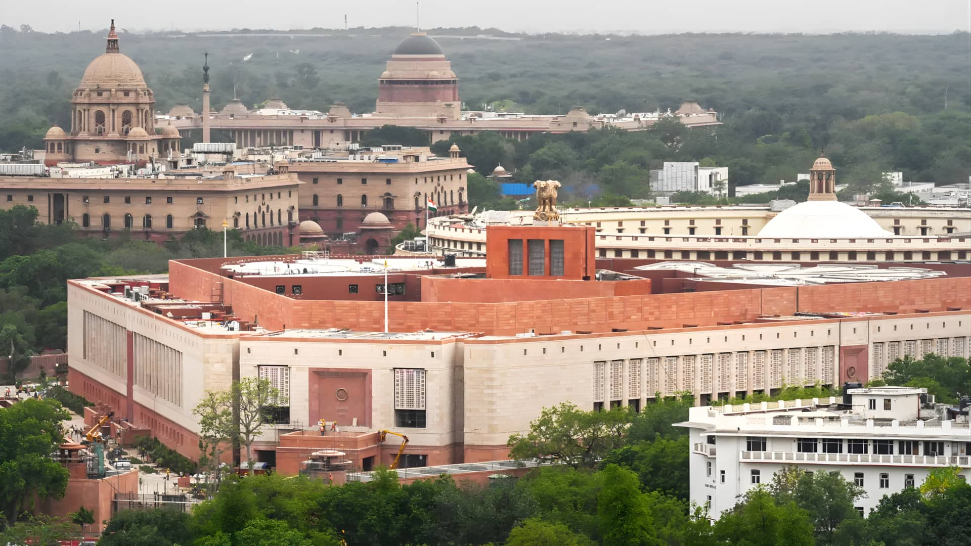 சம்பளம், சலுகைகள் எவையும் வேண்டாம்: 543 எம்பிக்களில் இந்த 2 பேர் மட்டும் தனி ரகம்; யார் இவர்கள்?