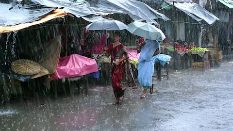 15% மழைப் பற்றாக்குறையுடன் இந்தியாவில் தென்மேற்கு பருவமழை நிறைவு நிலையை நெருங்குகிறது