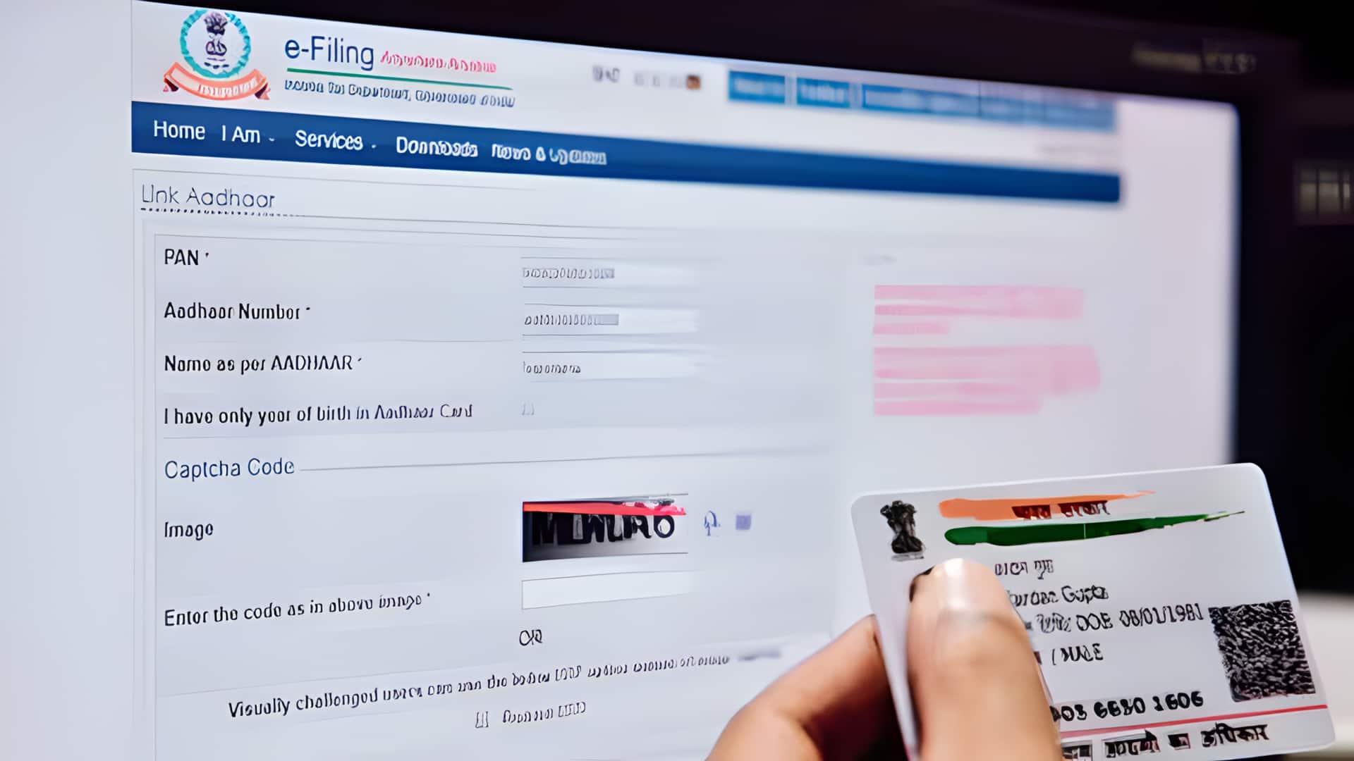 இன்றே கடைசி நாள்! ஆதார்-பான் இணைக்கத் தவறினால் உங்கள் கார்டு முடங்கும்; எளிதாக இணைப்பது எப்படி?