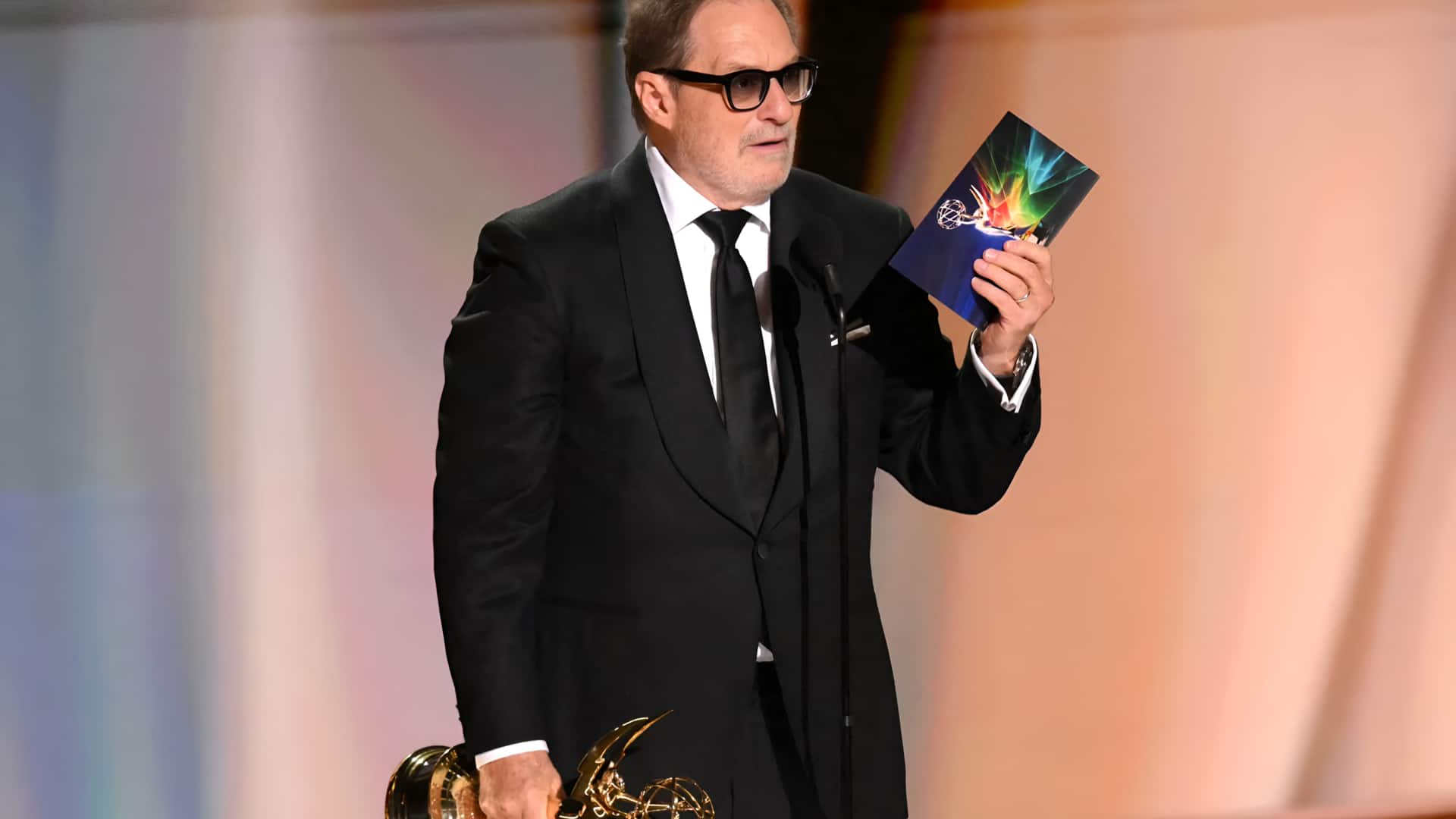 Emmy விருதுகள் 2026: 'Widow's Bay' தொடருக்காக சிறந்த துணை நடிகருக்கான விருதை வென்றார் ஸ்டீபன் ரூட்
