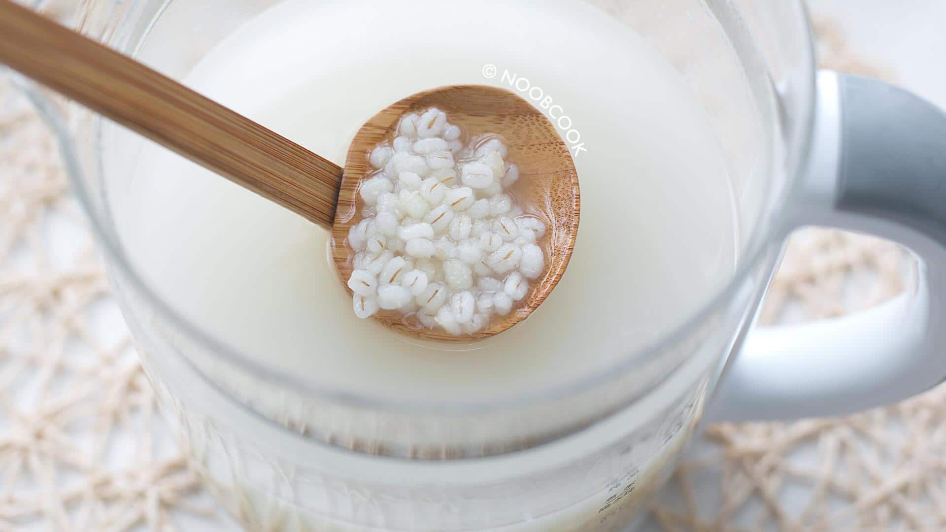 கோடை வெப்பத்தைத் தணிக்க பார்லி தண்ணீர்: கொட்டிக்கிடக்கும் ஆரோக்கிய நன்மைகள்!