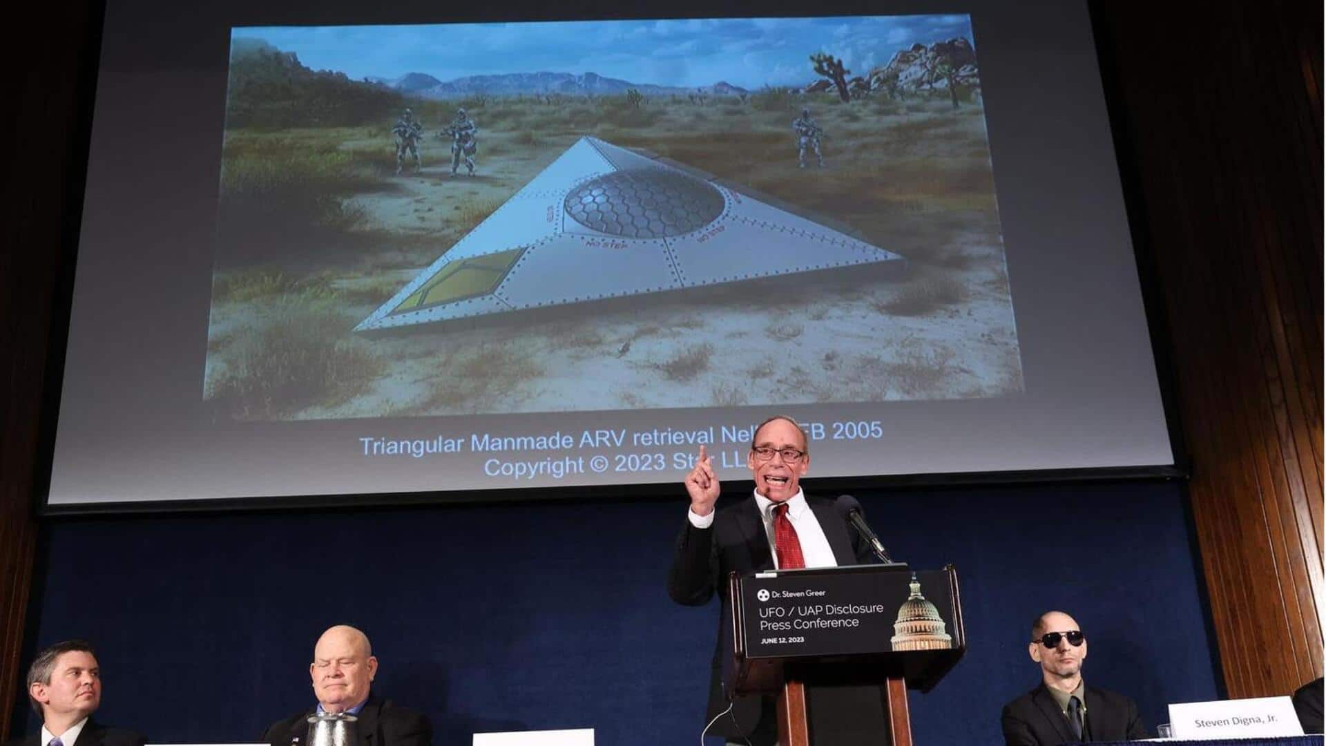 'aliens.gov' இணையதளத்தைப் பதிவு செய்த அமெரிக்கா; மர்மங்களை உடைக்கத் தயாராகும் டிரம்ப்