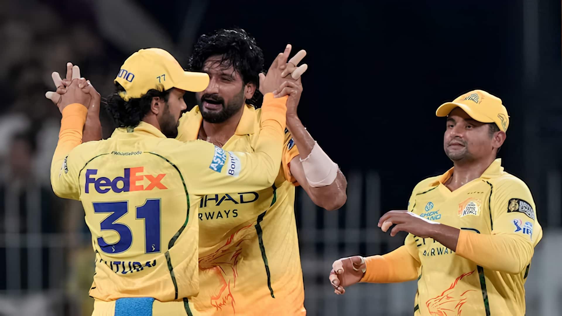 சிஎஸ்கே பிளே-ஆஃப் செல்ல முடியுமா? ஐபிஎல் 2026 டாப் 4 வாய்ப்புகள் மற்றும் சவால்கள்
