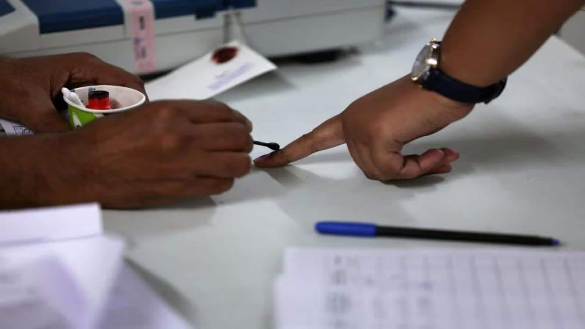 இந்தியாவிற்கே முன்னோடி; முதல்முறையாக மொபைல் ஆப் மூலம் வாக்களிக்கும் வசதி பீகாரில் அறிமுகம் இந்தியாவிற்கே முன்னோடி; முதல்முறையாக மொபைல் ஆப் மூலம் வாக்களிக்கும் வசதி பீகாரில் அறிமுகம்