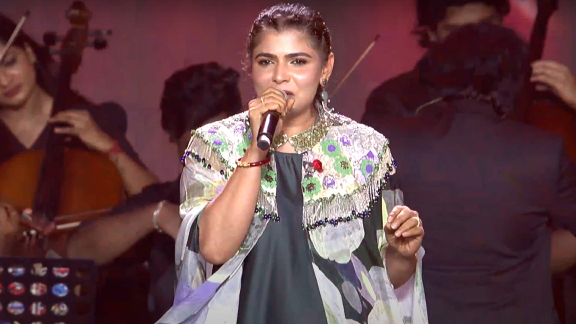 பாடுவதற்கு விதிக்கப்பட்ட தடைக்கு எதிரான சட்டப் போராட்டம் தொடரும் என பின்னணிப் பாடகி சின்மயி உறுதி பாடுவதற்கு விதிக்கப்பட்ட தடைக்கு எதிரான சட்டப் போராட்டம் தொடரும் என பின்னணிப் பாடகி சின்மயி உறுதி