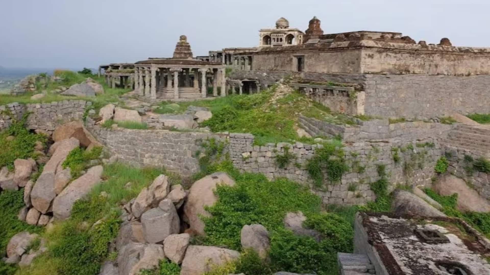 யுனெஸ்கோ பாரம்பரிய தளமாக அறிவிக்கப்பட்ட செஞ்சிக் கோட்டை; மராத்திய பேரரசுக்கு இதற்கும் உள்ள தொடர்பு யுனெஸ்கோ பாரம்பரிய தளமாக அறிவிக்கப்பட்ட செஞ்சிக் கோட்டை; மராத்திய பேரரசுக்கு இதற்கும் உள்ள தொடர்பு