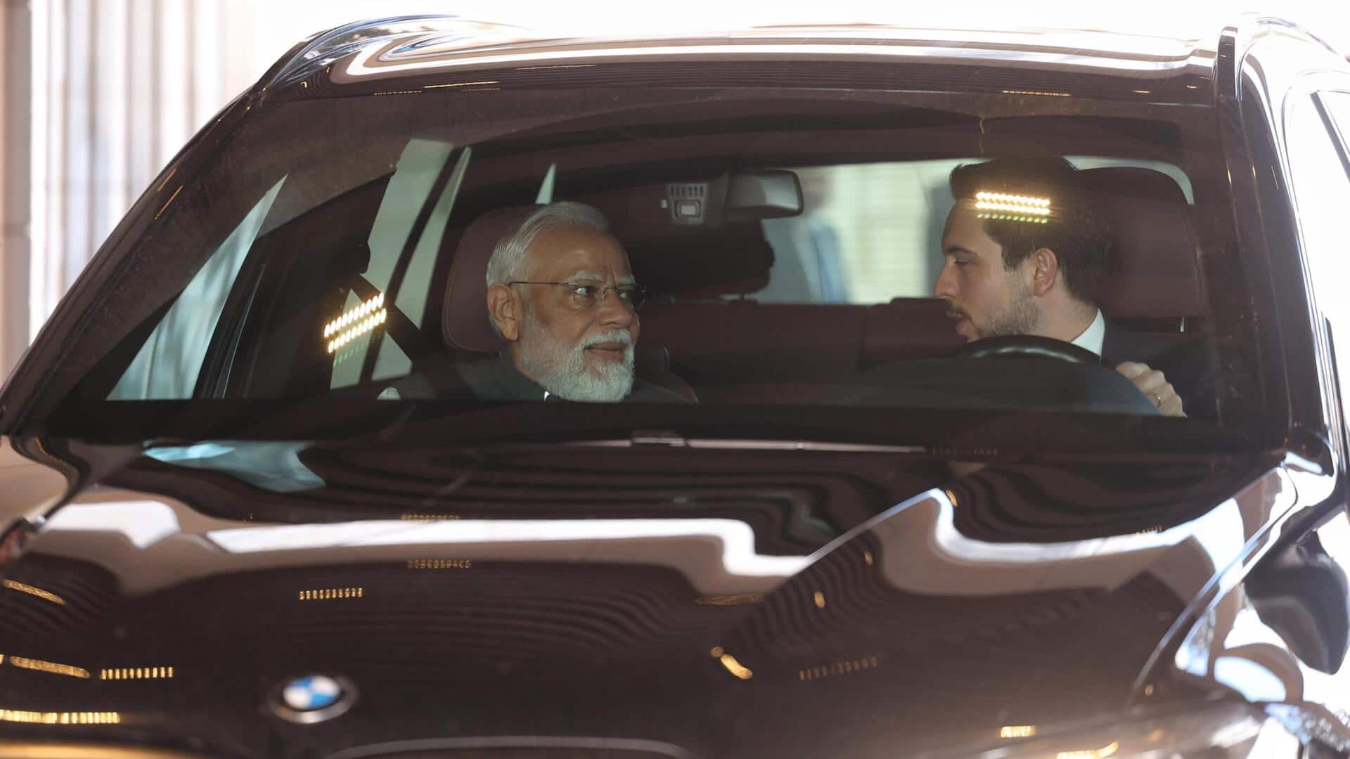 ஜோர்டான் பட்டத்து இளவரசரே கார் ஓட்டி சென்று மோடியை அருங்காட்சியகத்துக்கு அழைத்துச் சென்றார்!