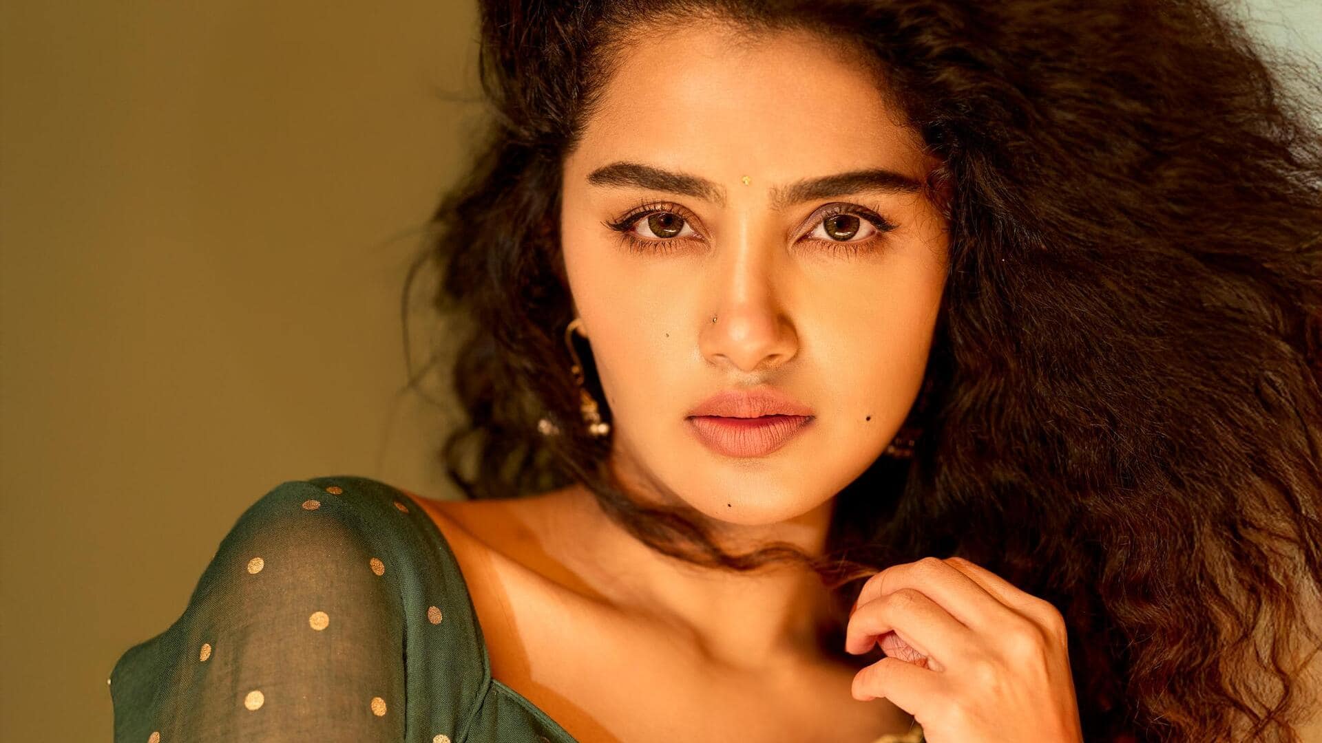 காதலரின் நச்சுத்தனமான அடக்குமுறை குறித்து நடிகை அனுபமா பரமேஸ்வரன் பரபரப்பு பேட்டி