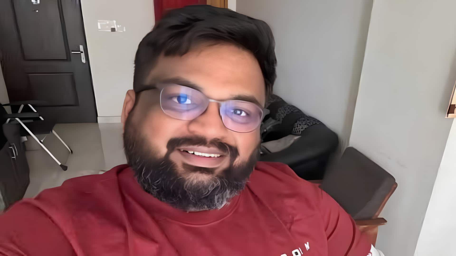 பிக் பாஸ் தமிழ் 10: முதல் நாளே வெளியேற்றப்பட்டாரா பிரசாந்த்? நடந்த பின்னணி என்ன?