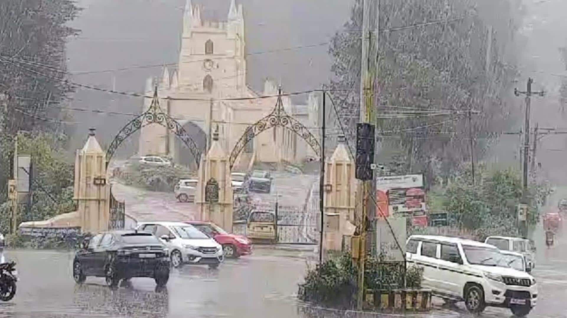 தமிழகத்தில் 10 மாவட்டங்களில் கனமழைக்கு வாய்ப்பு: கோவை, நீலகிரியில் 'ரெட் அலர்ட்'