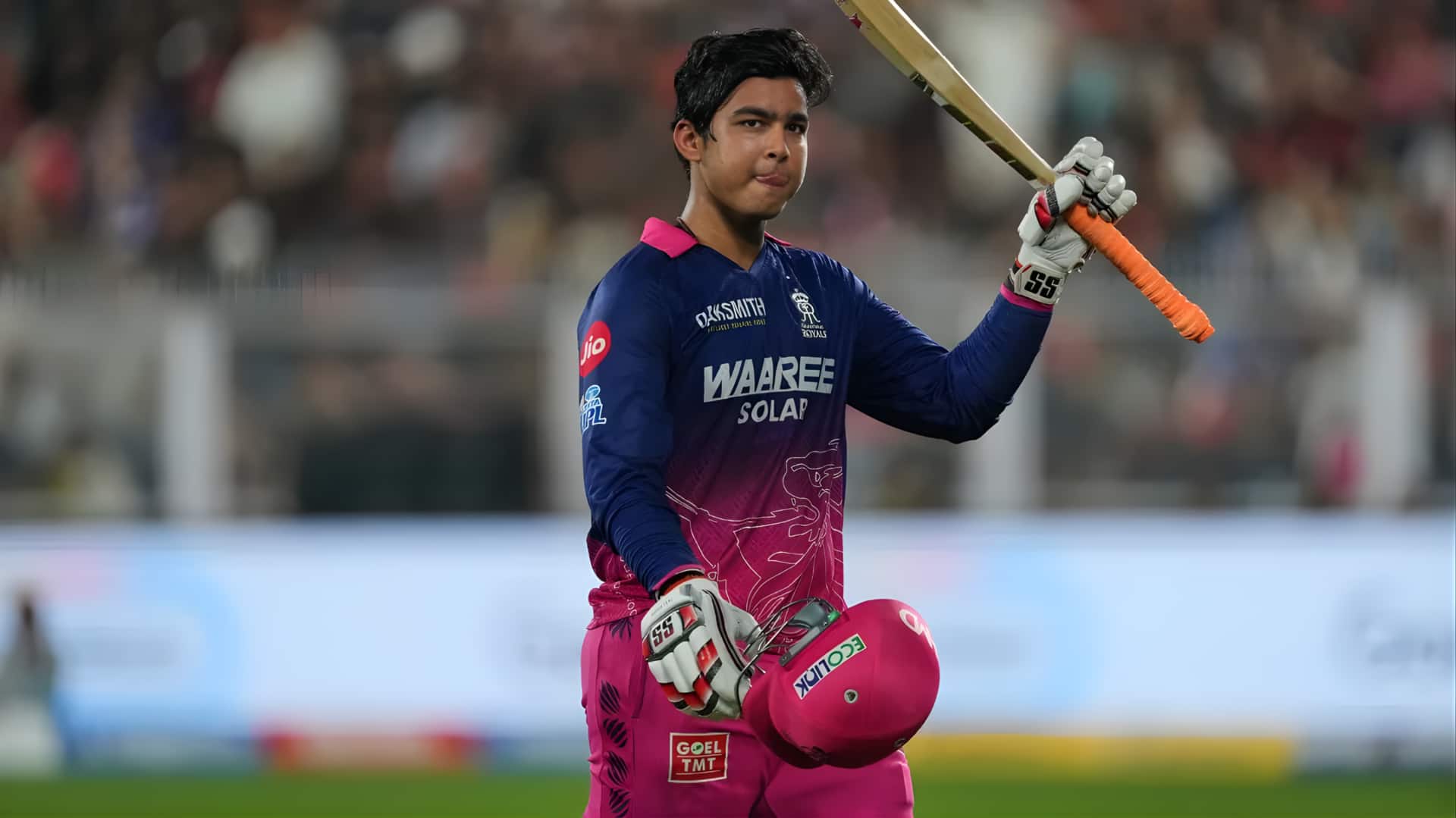 வைரல் வீடியோ: 15 வயது சிறுவன் வைபவ்வை வம்புக்கு இழுத்த ஆர்சிபி வீரர்! வைபவ் கொடுத்த 'மாஸ்' பதிலடி