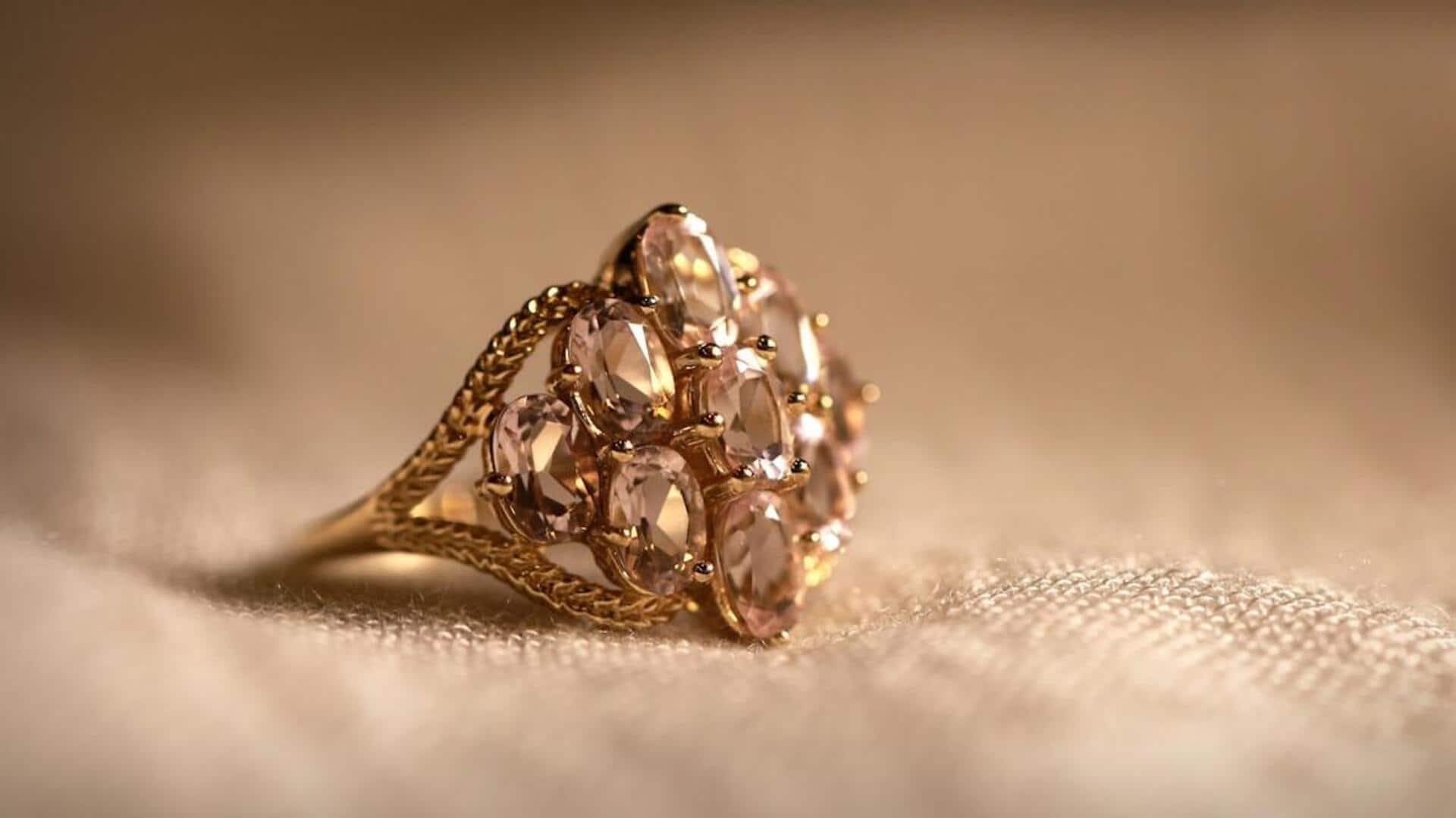 காணும் பொங்கலன்று நகை வாங்க திட்டமிட்டவர்களுக்கு ஷாக்; இன்றைய தங்கம் வெள்ளி விலை நிலவரம்