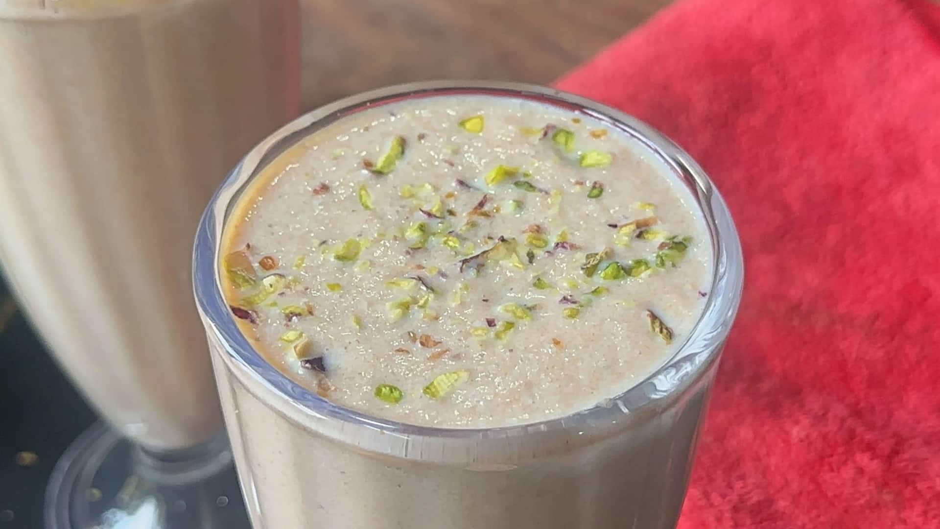 கோடை கால குளிர்ச்சி: உடலுக்குப் புத்துணர்ச்சி தரும் 5 சுவையான சப்போட்டா பானங்கள் மற்றும் செய்முறை