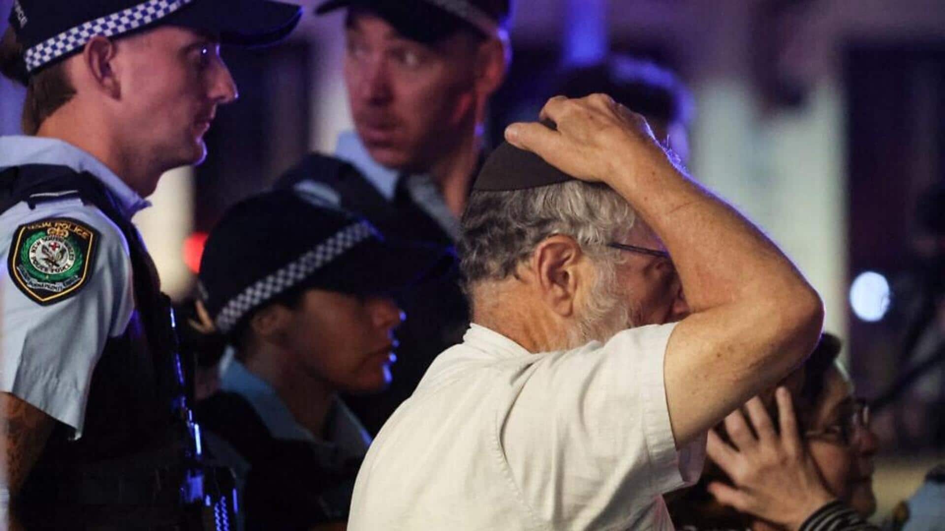 சிட்னி பாண்டி கடற்கரை தீவிரவாத தாக்குதல் பலி எண்ணிக்கை 16 என உயர்வு; தந்தை-மகன் இணைந்து நடத்திய துப்பாக்கி சூடு?