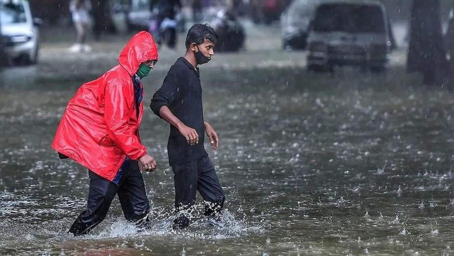 வங்கக்கடலில் குறைந்த காற்றழுத்த தாழ்வு பகுதி உருவானது: தமிழகத்தில் மழை நீடிக்க வாய்ப்பு