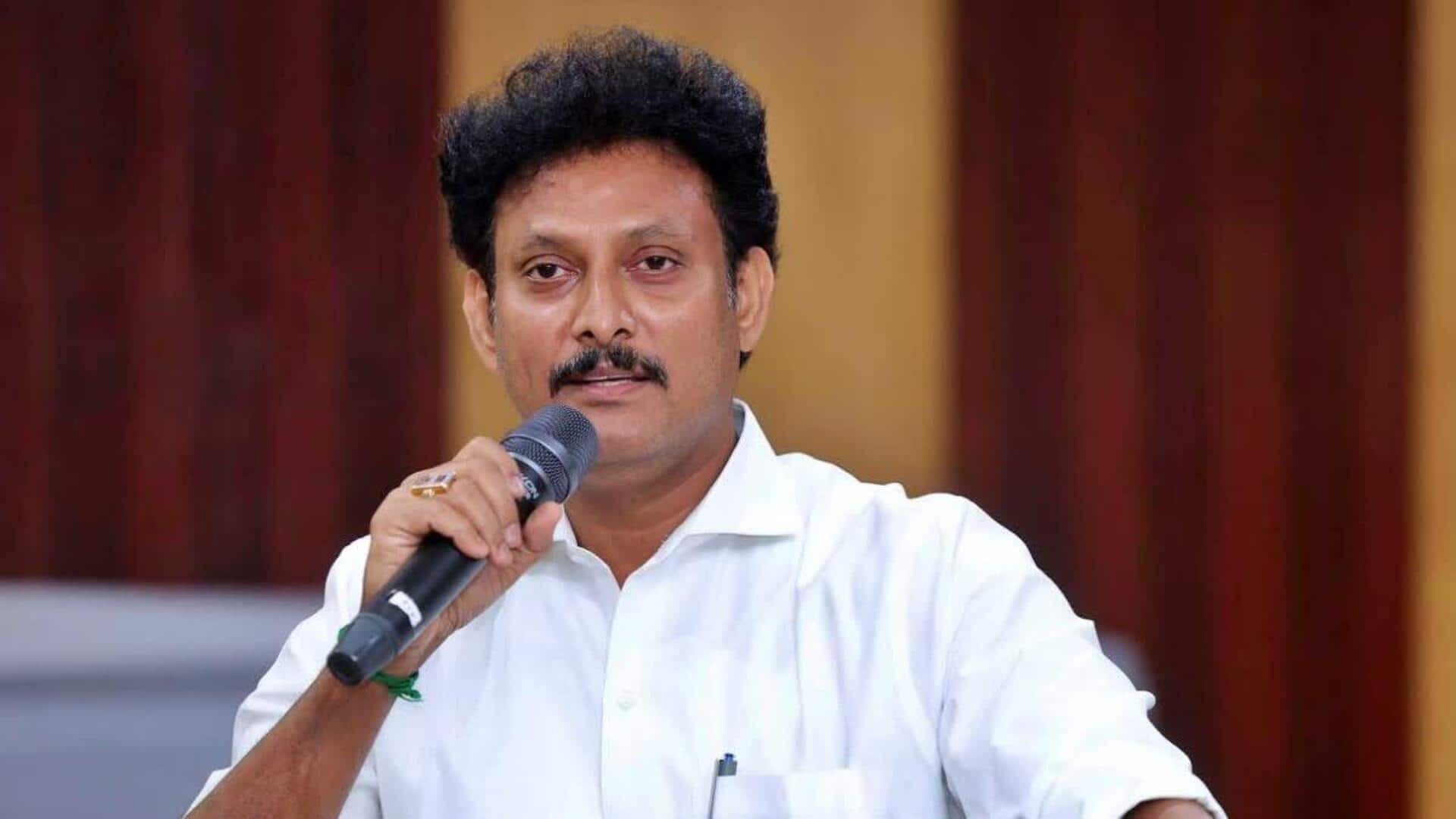 ஆசிரியர் தகுதித் தேர்வுக்கு எதிராக உச்ச நீதிமன்றத்தில் தமிழக அரசு சீராய்வு மனு; அமைச்சர் அன்பில் மகேஷ் தகவல் ஆசிரியர் தகுதித் தேர்வுக்கு எதிராக உச்ச நீதிமன்றத்தில் தமிழக அரசு சீராய்வு மனு; அமைச்சர் அன்பில் மகேஷ் தகவல்