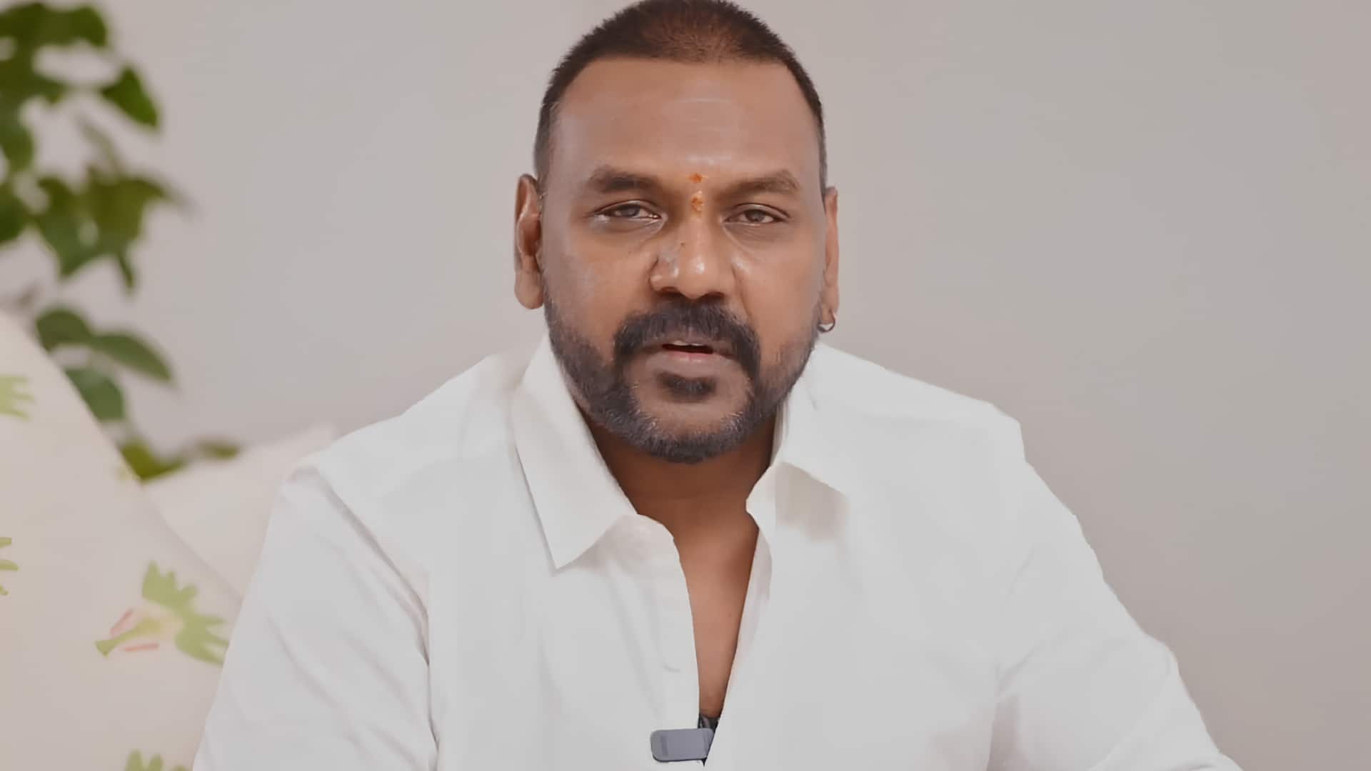 தவெக கூட்டணி சஸ்பென்ஸ்: ரஜினிகாந்த் ஆசியோடு முக்கிய அறிவிப்பை வெளியிடும் ராகவா லாரன்ஸ்