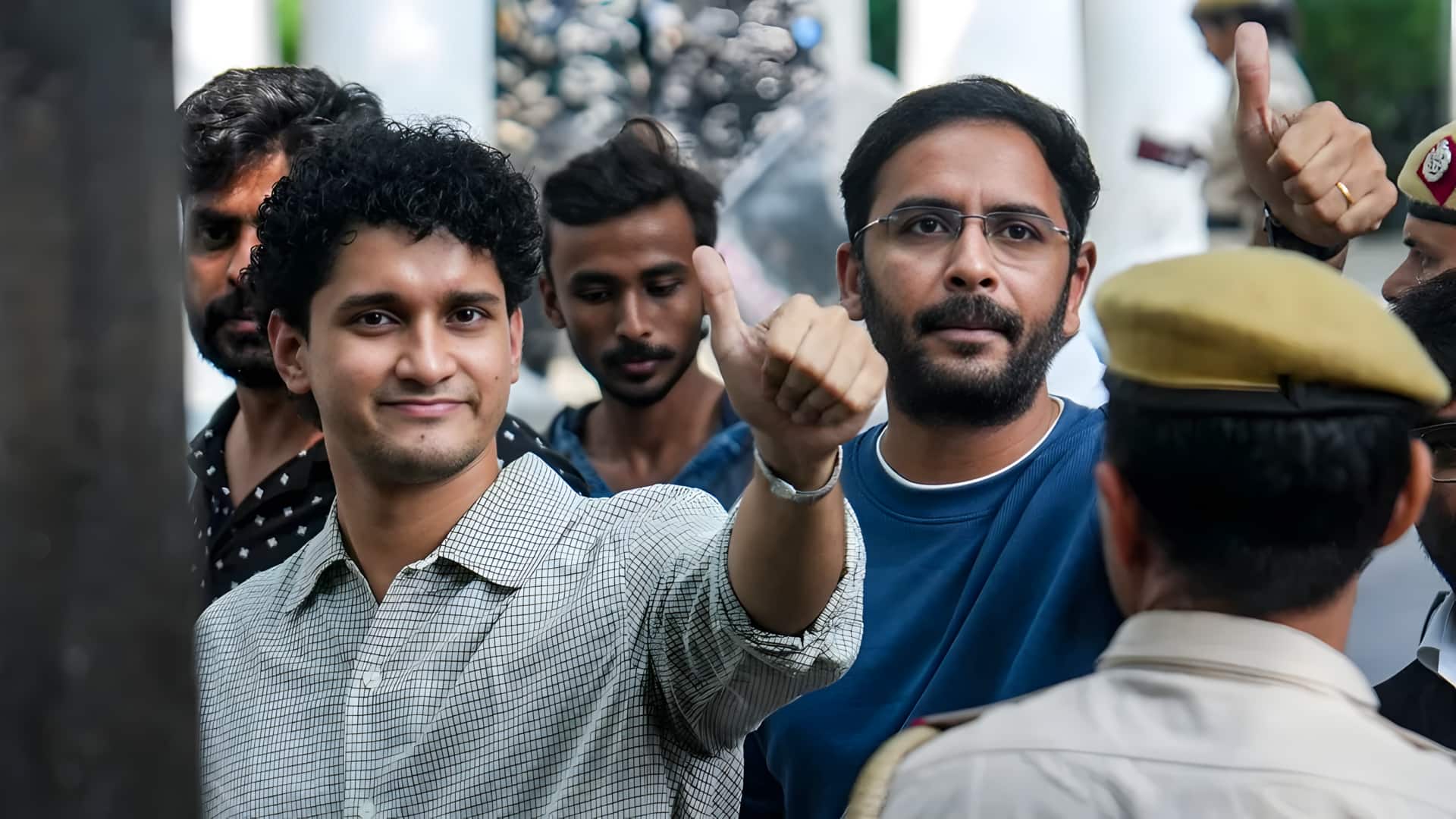 காக்ரோச் ஜனதா கட்சித் தலைவர்கள் காவல் மேலும் இரண்டு நாள் நீட்டிப்பு: டெல்லி நீதிமன்றம் உத்தரவு