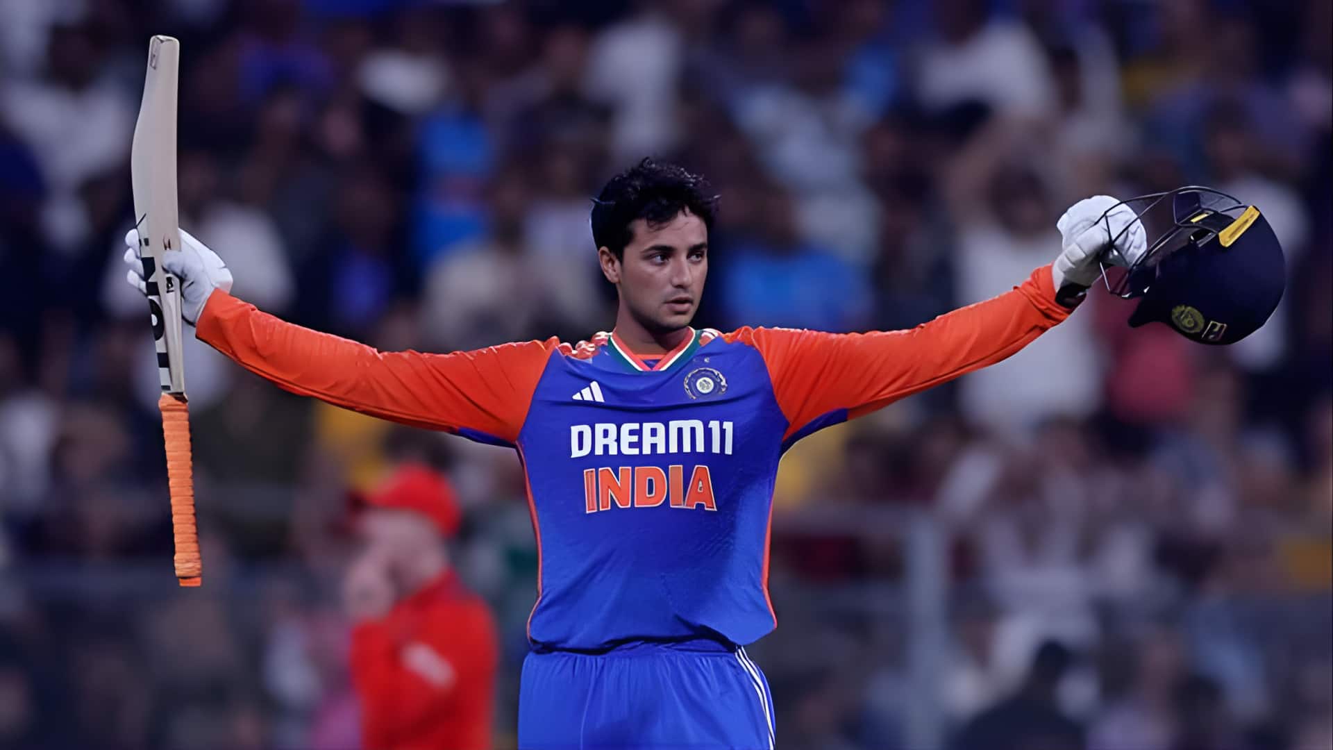 டி20யில் ஒரே வருடத்தில் 100 சிக்ஸர்கள் அடித்து அபிஷேக் ஷர்மா வரலாற்றுச் சாதனை