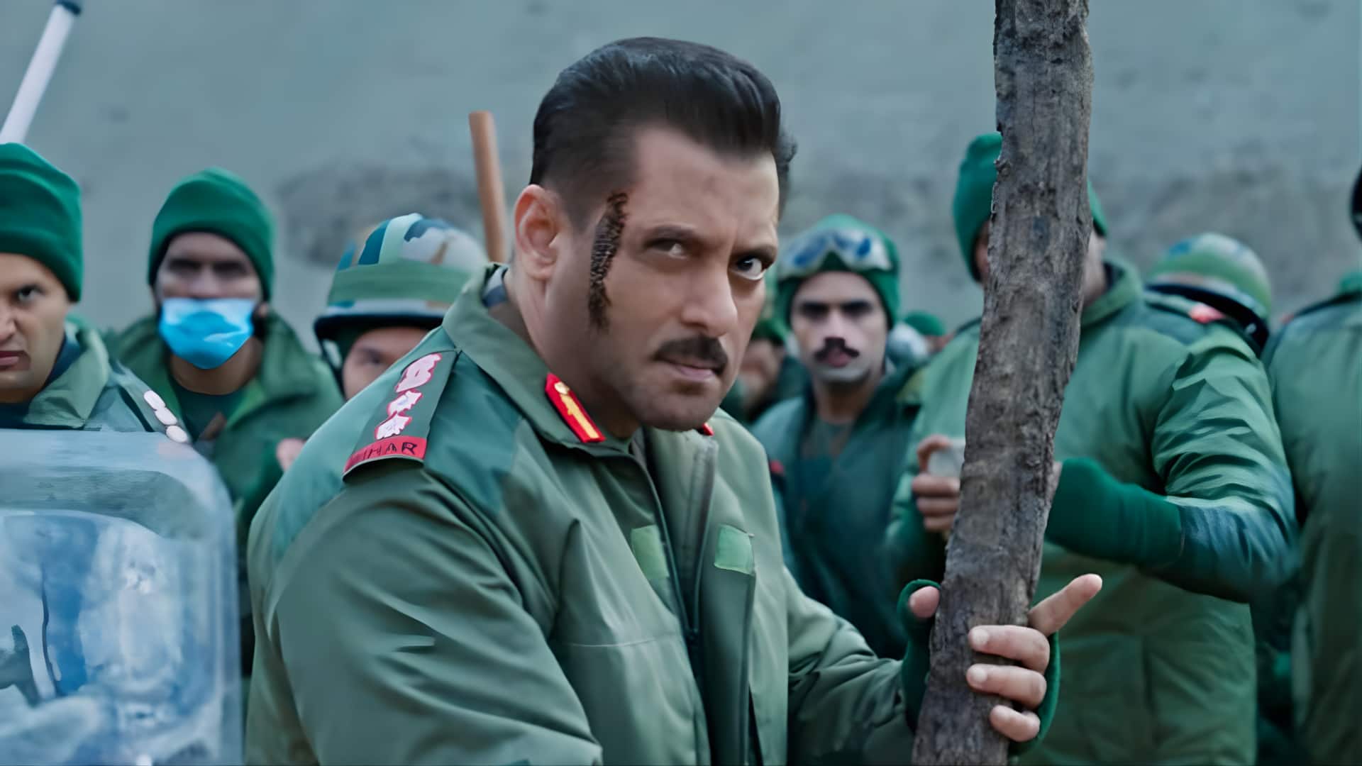 'பேட்டில் ஆஃப் கல்வான்' டீசர் ரிலீஸ்: ராணுவ வீரராக மிரட்டும் சல்மான் கான்